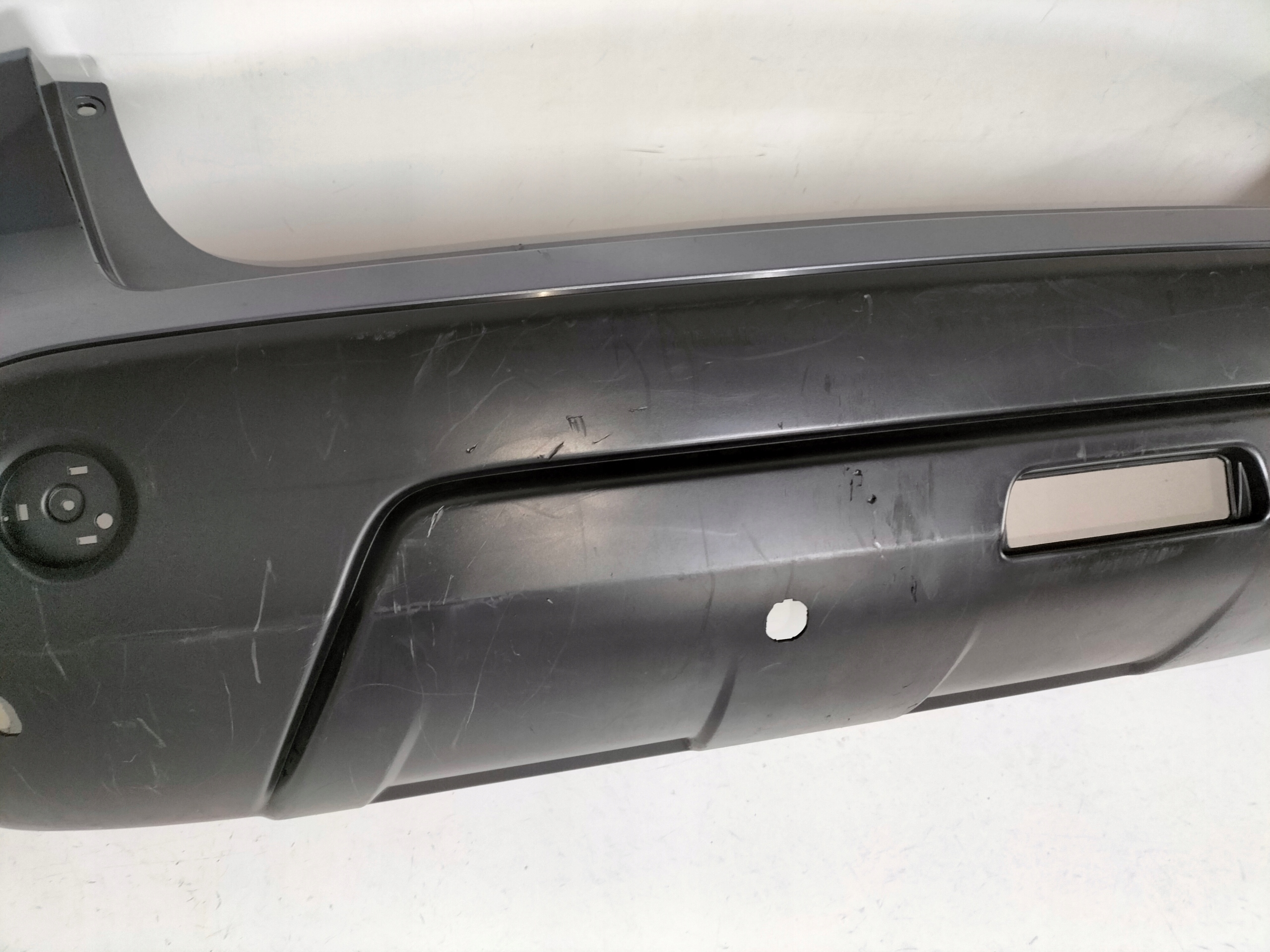 ZADNÝ NÁRAZNÍK NISSAN QASHQAI I 06-09