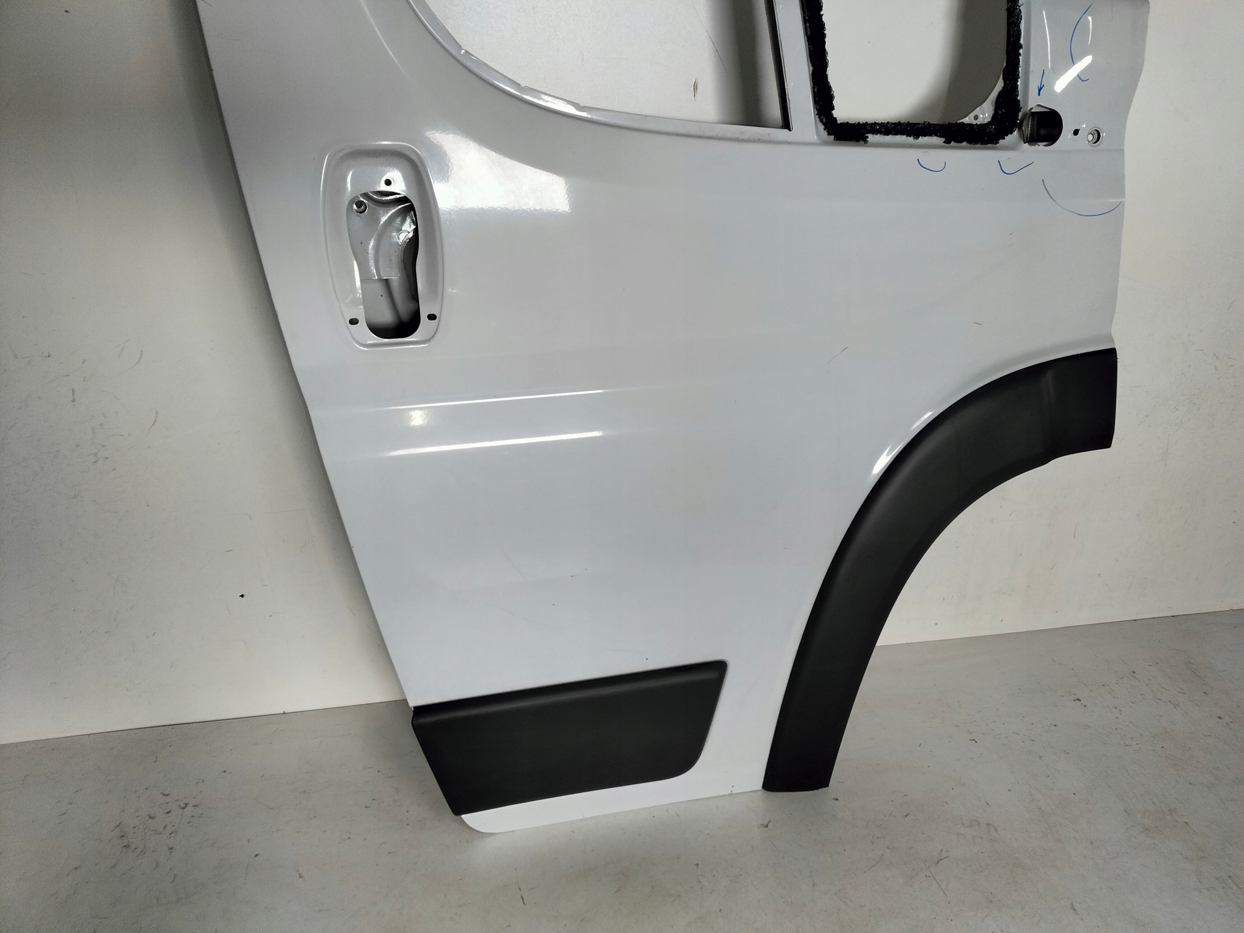 PRAVE PREDNE DVERE FIAT DUCATO BOXER JUMPER 06-