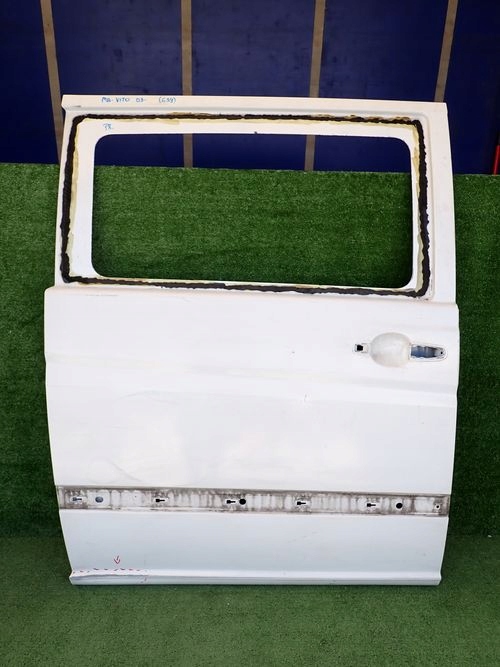 MERCEDES VITO 639 W639 03- PRAVE POSUVNE DVERE