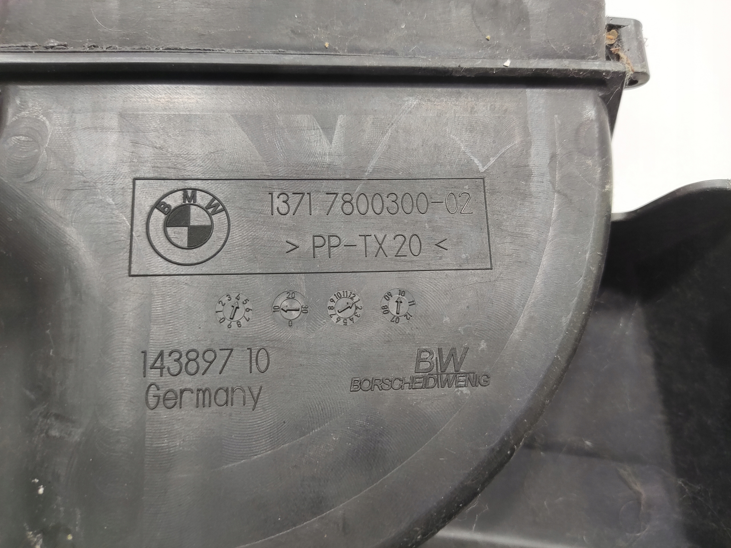 NASÁVANIE VZDUCHU KANAŁ VZDUCHU BMW E92 E93 7800300 LIFT 2009-2012