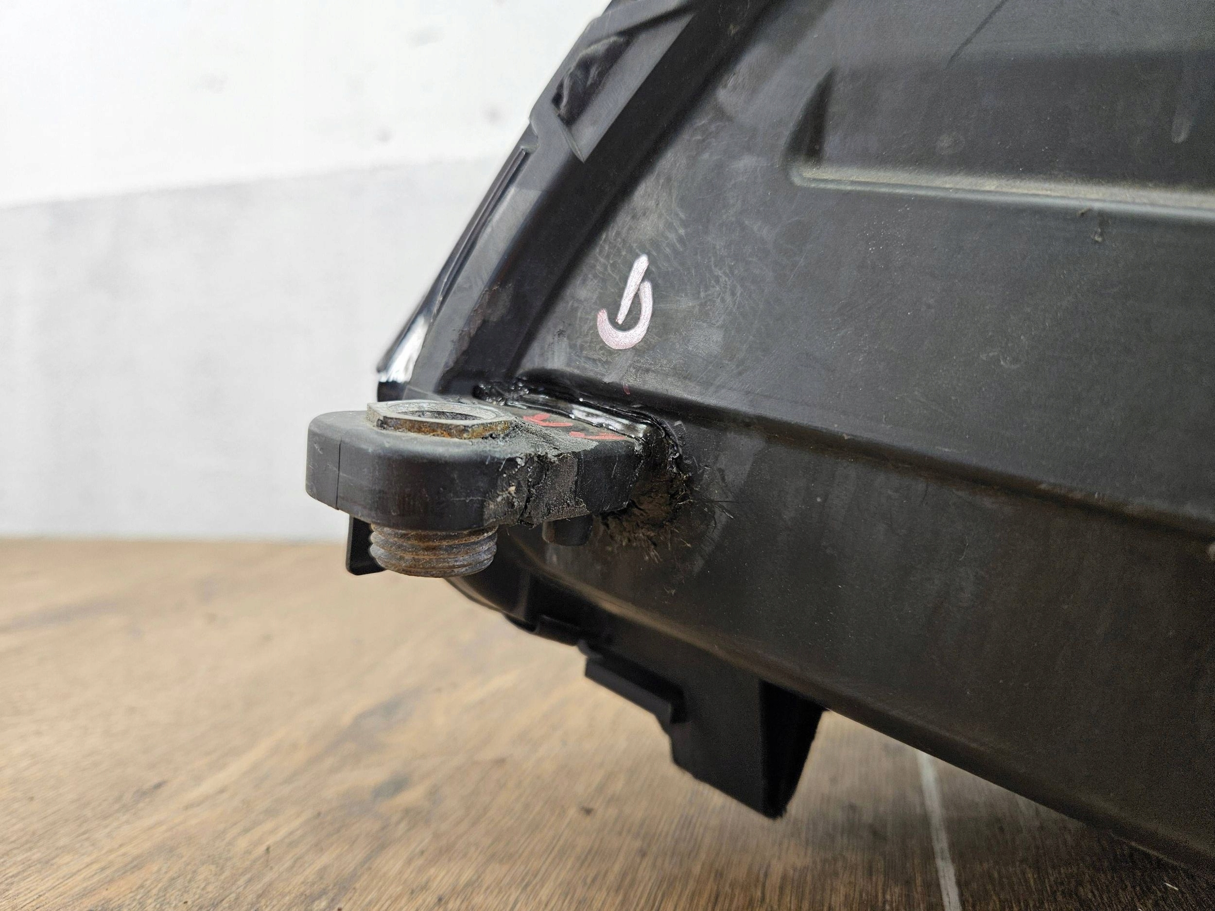 Vw Touran II 2 lift 010- 1T1941006G PRAVÉ PREDNÉ SVETLO