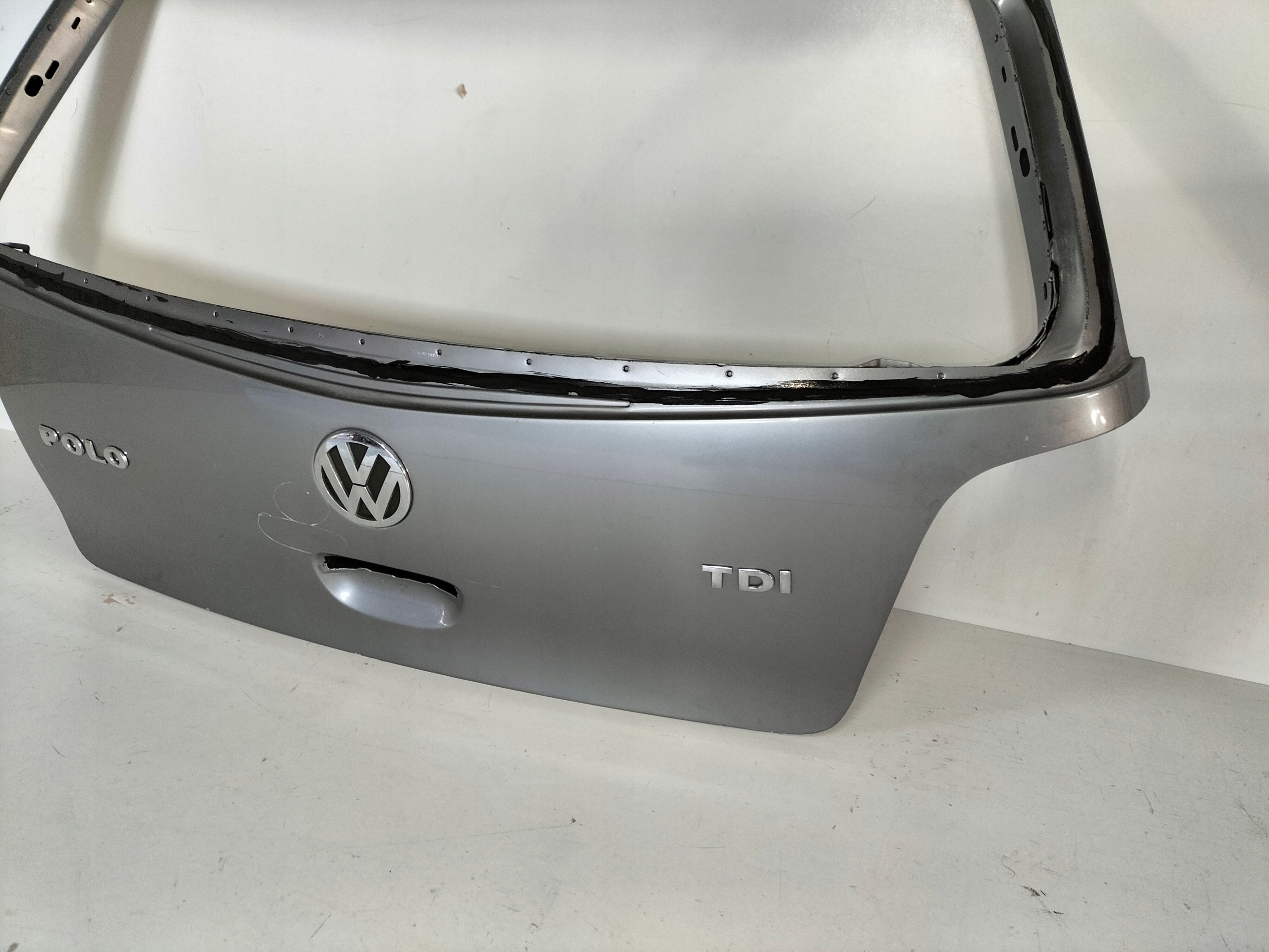 ZADNÁ KAPOTA VW POLO 4 IV 02-09