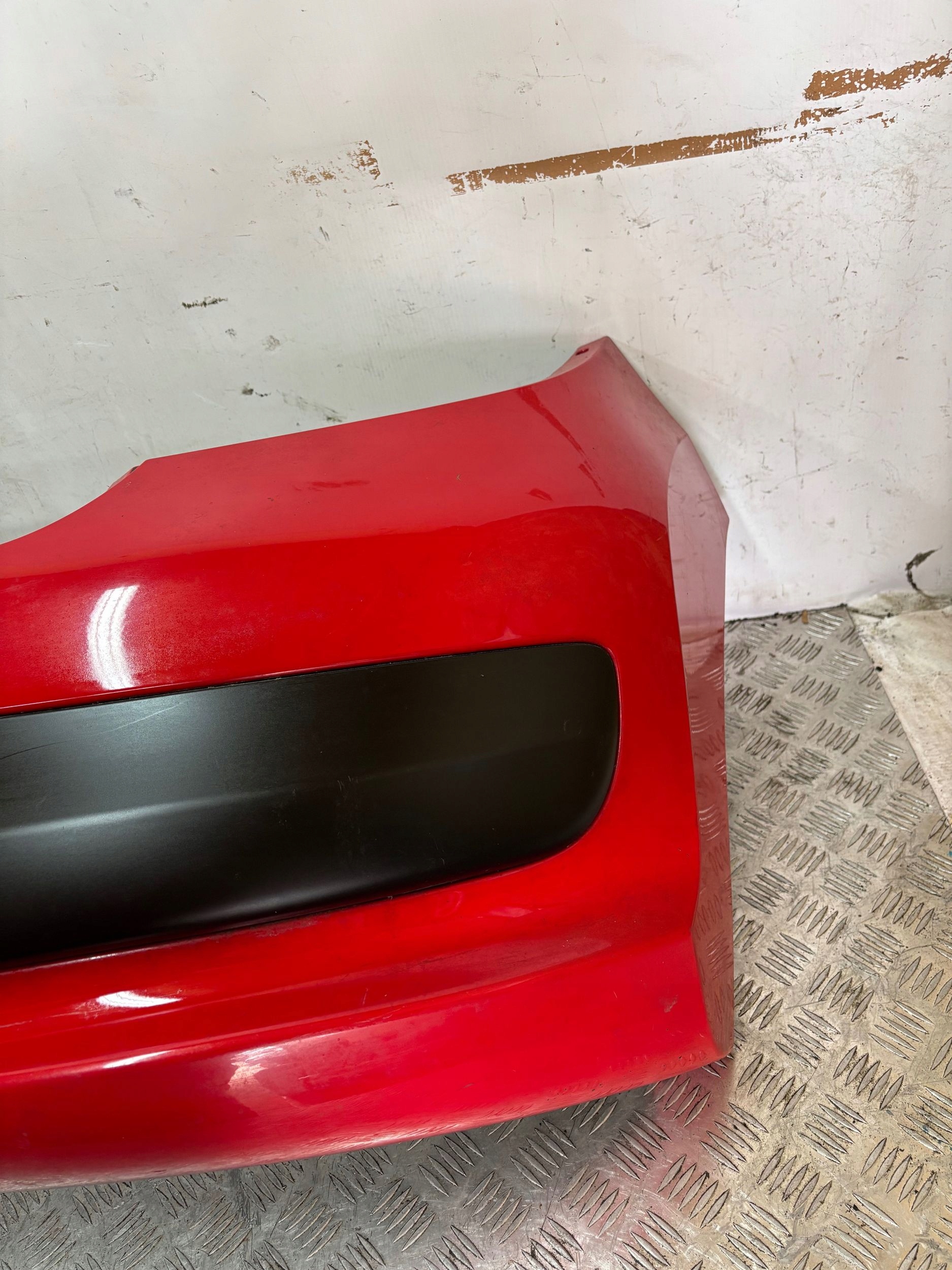 ZADNÝ NÁRAZNÍK PEUGEOT 207 HB