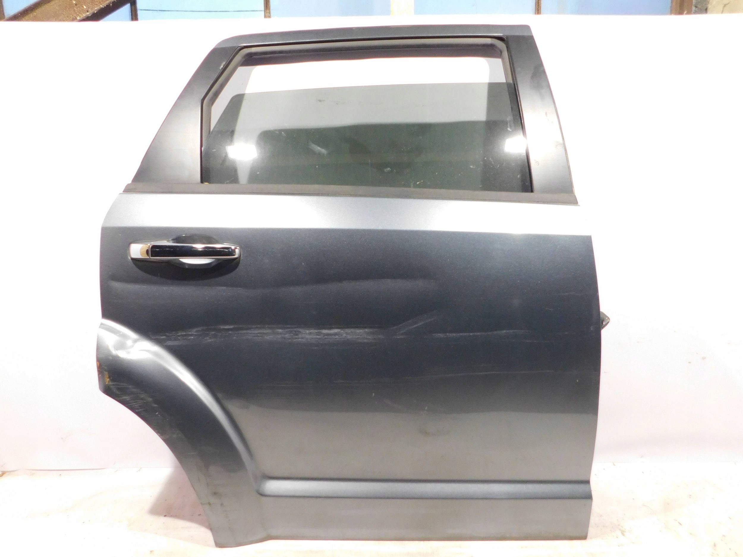 PRAVE ZADNE DVERE DODGE JOURNEY