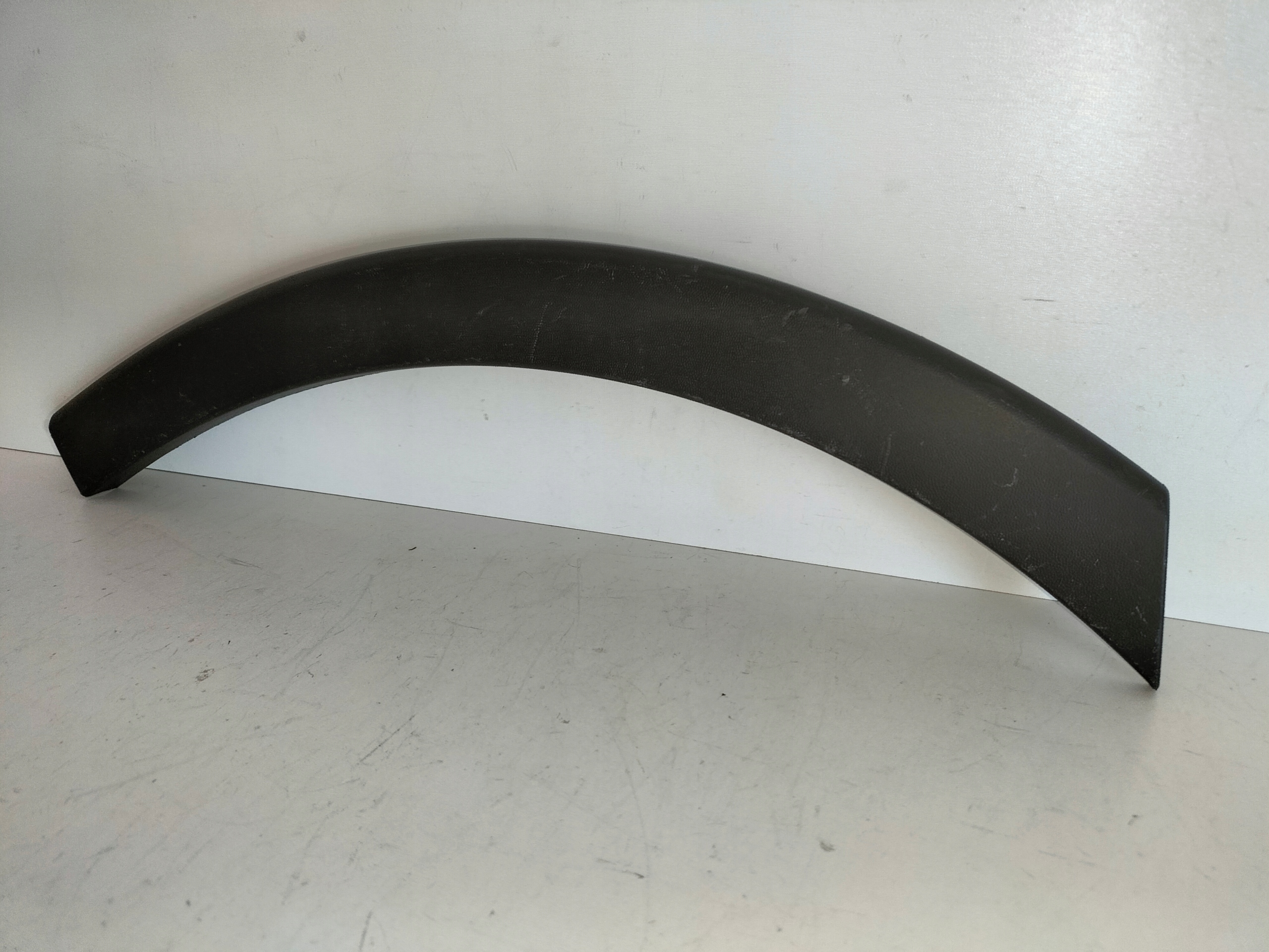 LISTA PREDNEHO NARAZNIKA LAVA VW GOLF 8 VIII 20-24 ALLTRACK