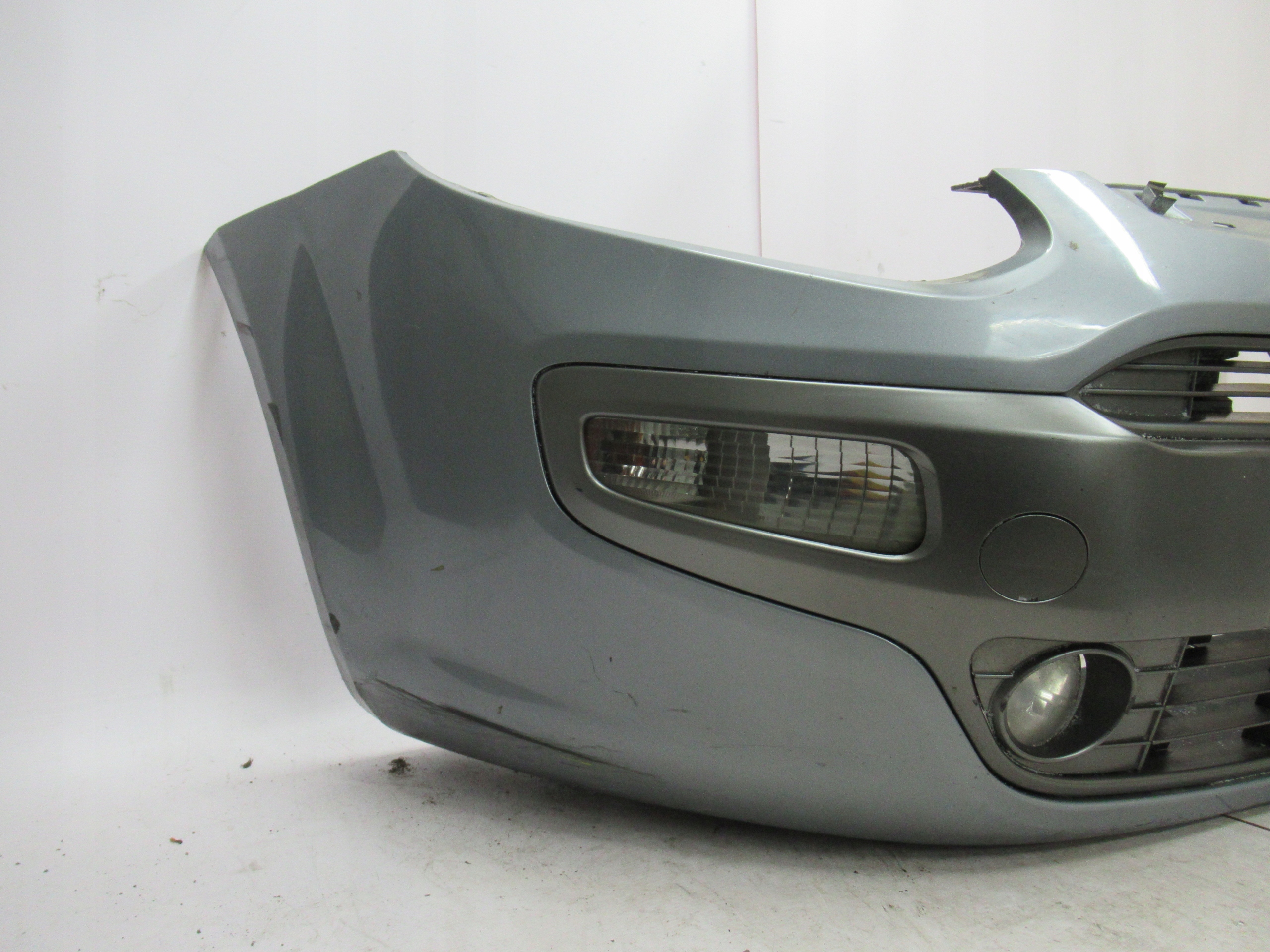 PREDNÝ NÁRAZNÍK FIAT PUNTO EVO