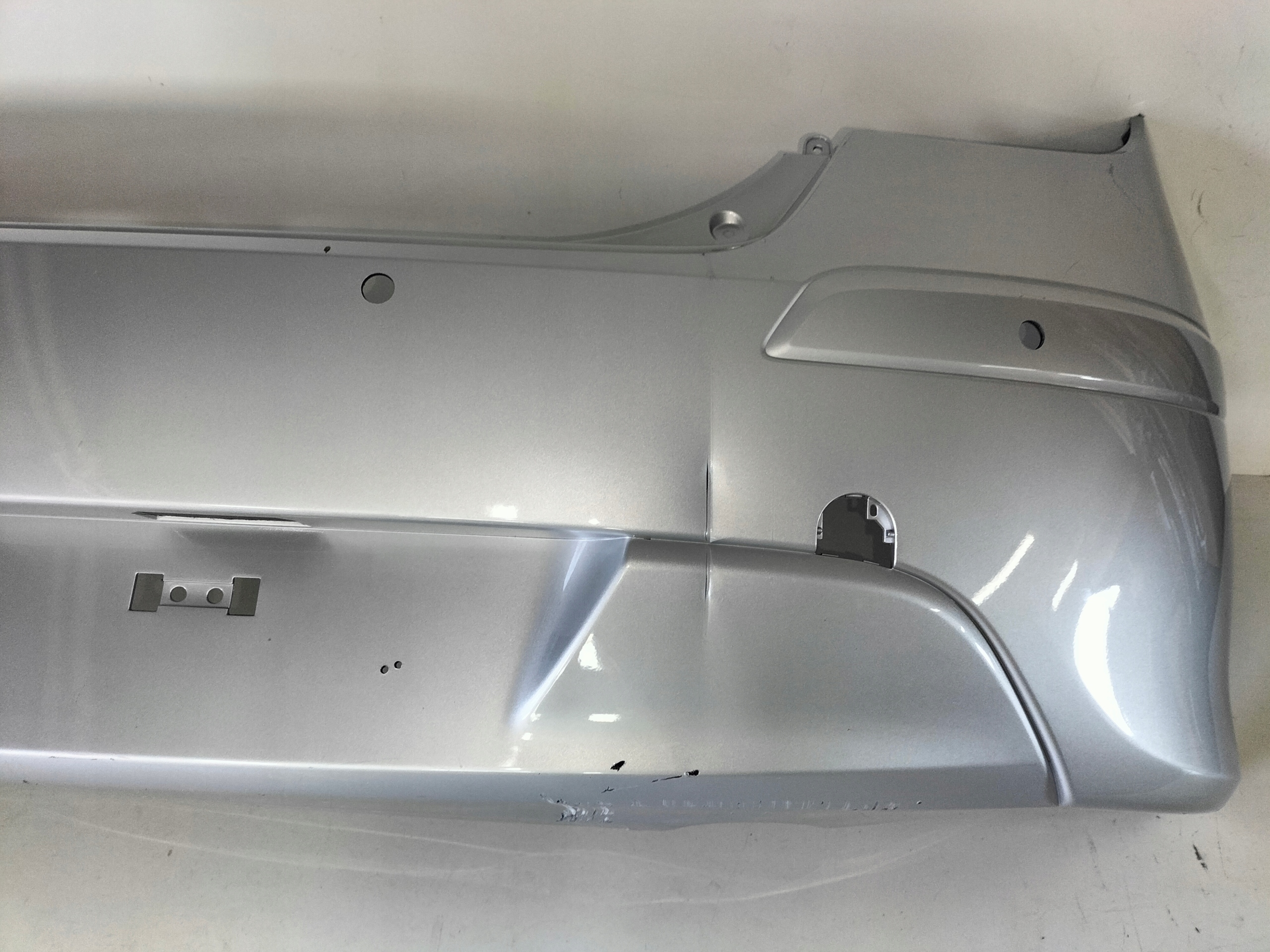 ZADNÝ NÁRAZNÍK HYUNDAI I30 I LIFT 09-12 HB