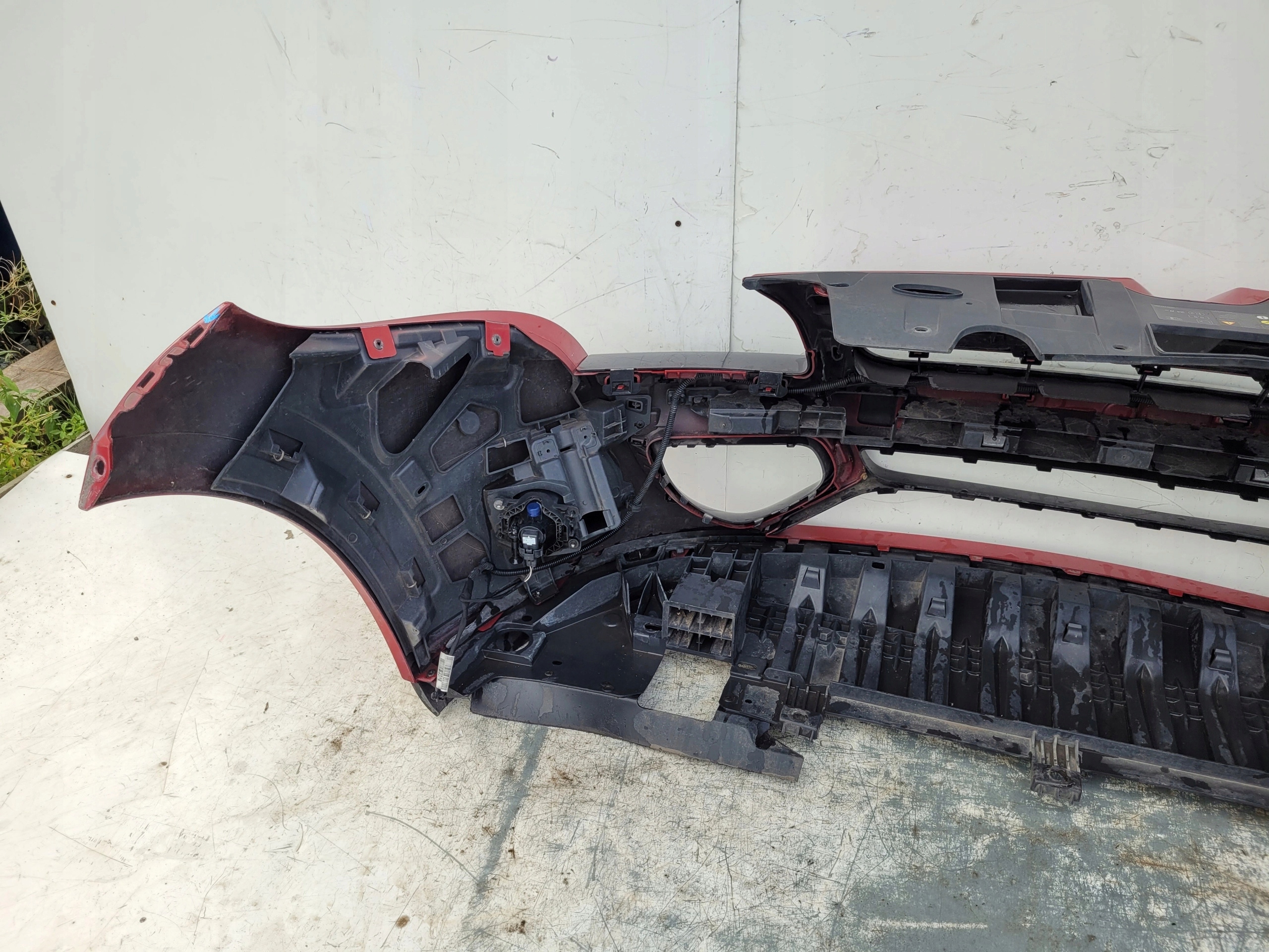 RENAULT MEGANE III COUPE CABRIO LIFT PREDNÝ NÁRAZNÍK