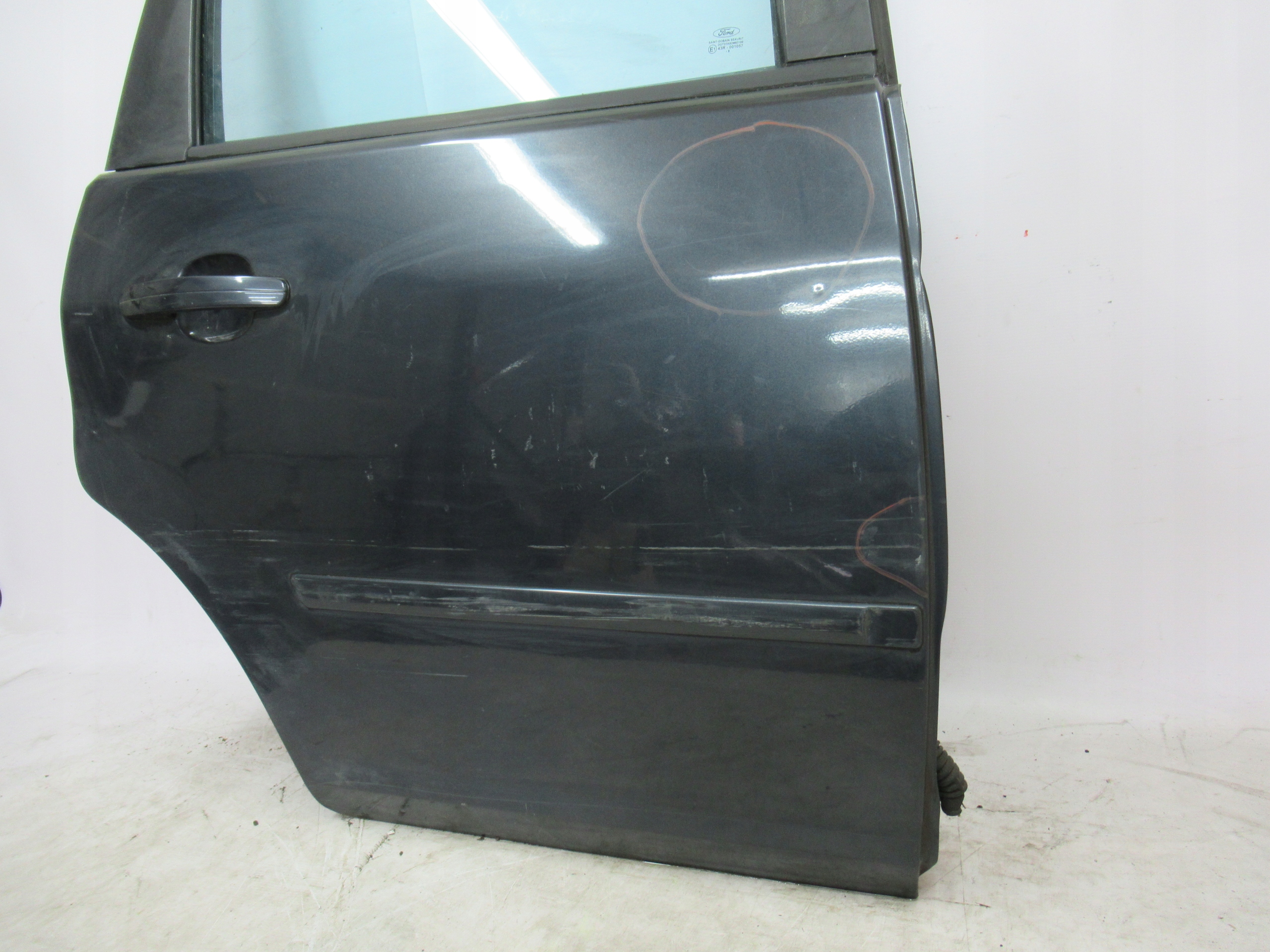 PRAVÉ ZADNÉ DVERE FORD C-MAX MK1