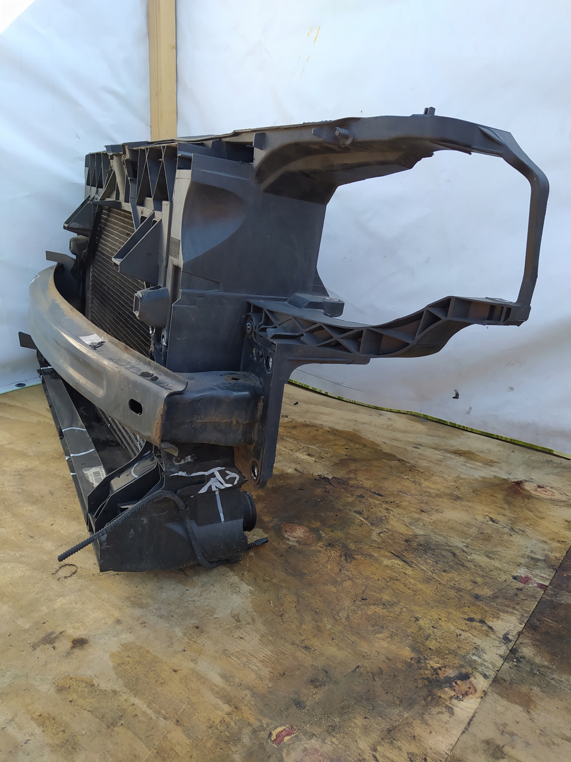 SEAT IBIZA 6J 1.6 TDI 6J0805588 PREDNÉ ČELO