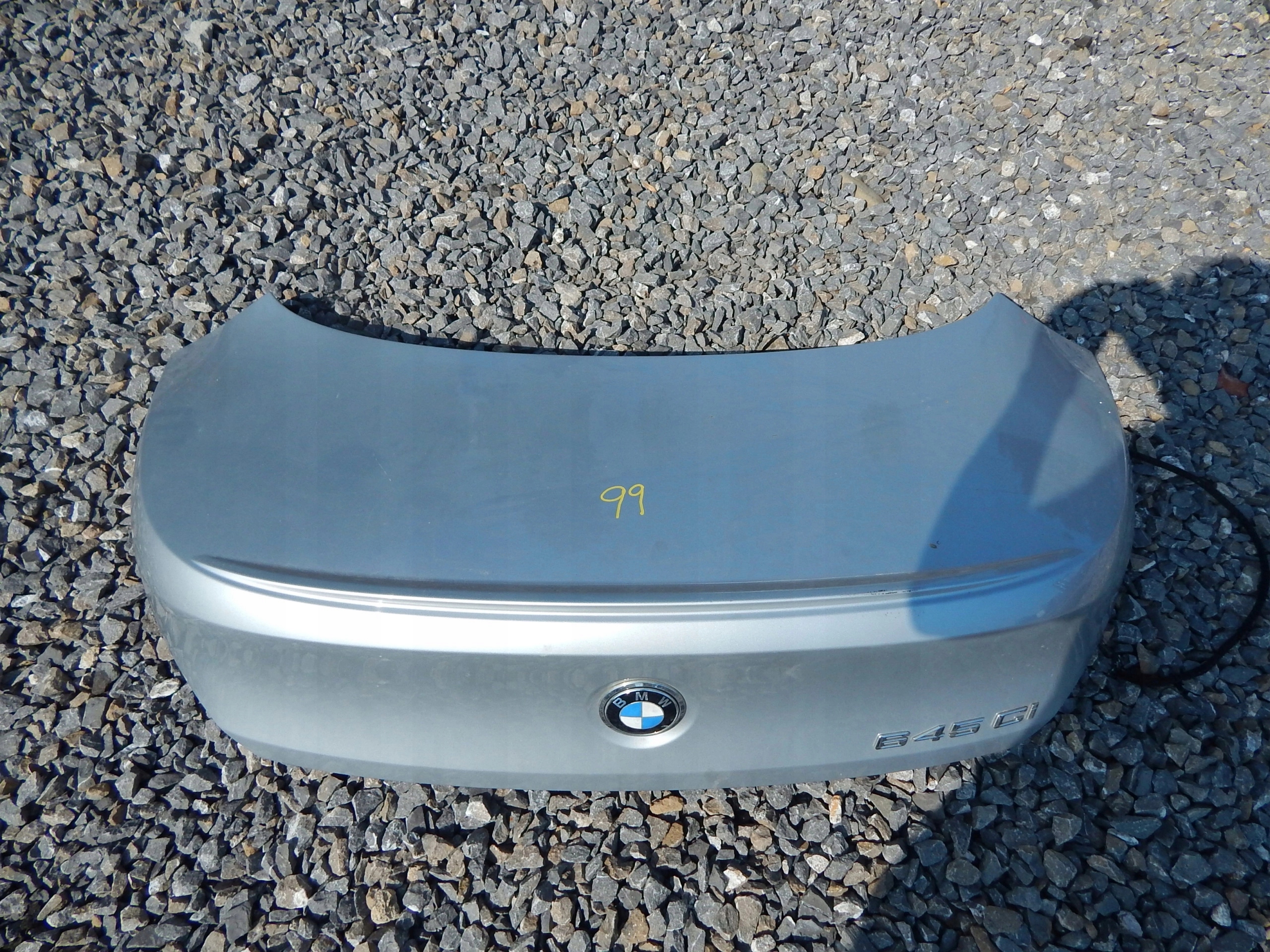 BMW 6 E63 ZADNÁ KAPOTA