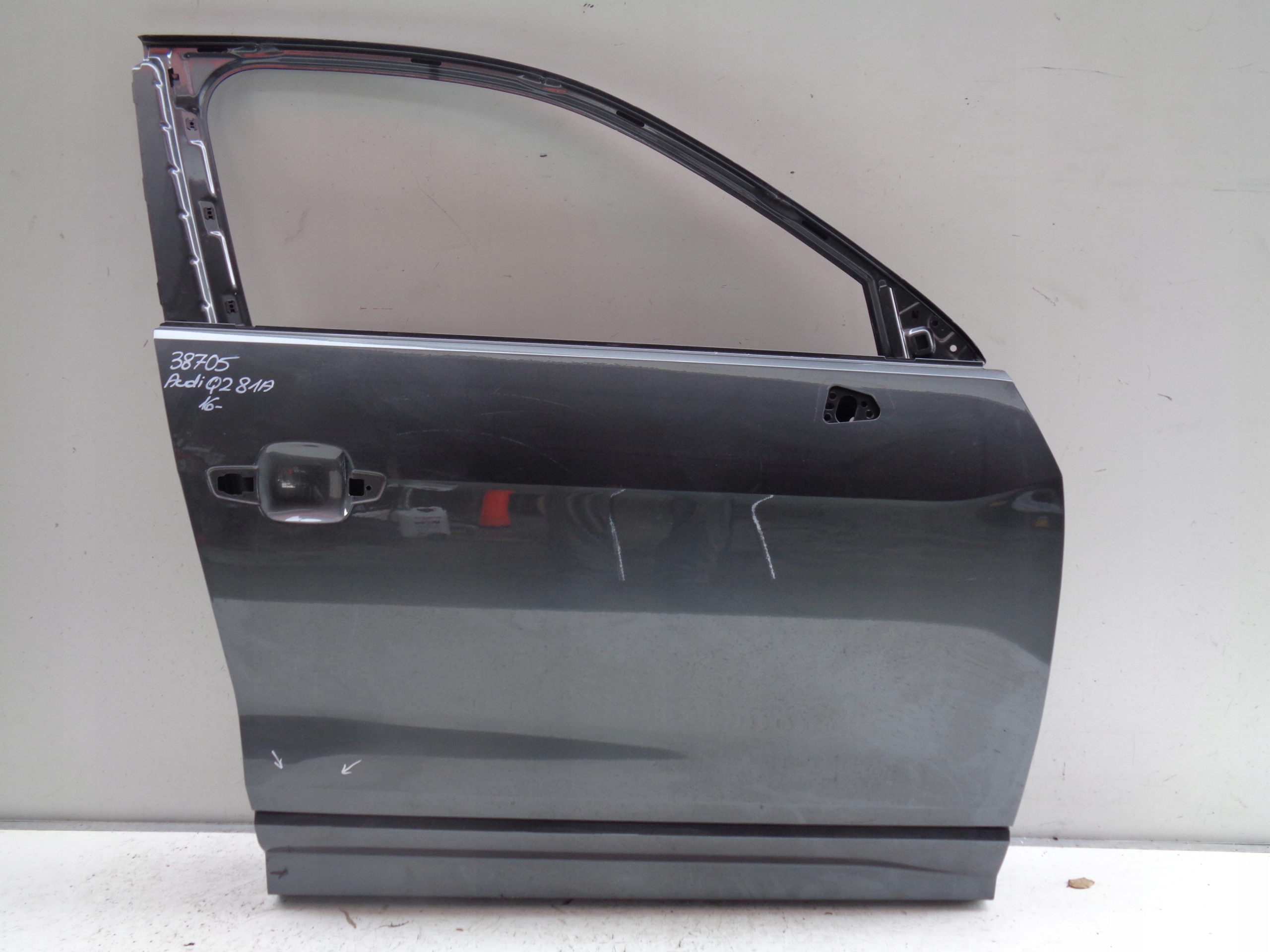 PRAVE PREDNE DVERE AUDI Q2 81A 16- NR 38705