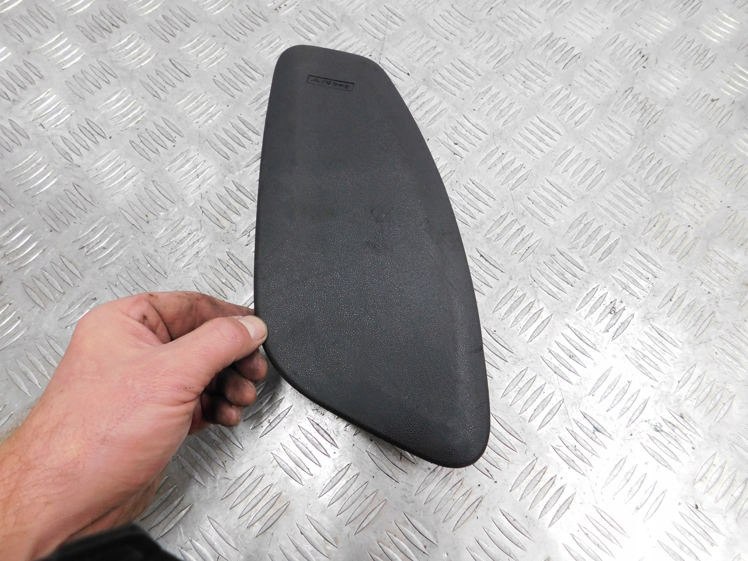 PRAVÝ AIRBAG SEDAČKY ALFA ROMEO MITO