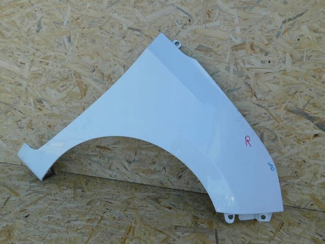 HYUNDAI I10 13- PRAVY PREDNY BLATNIK