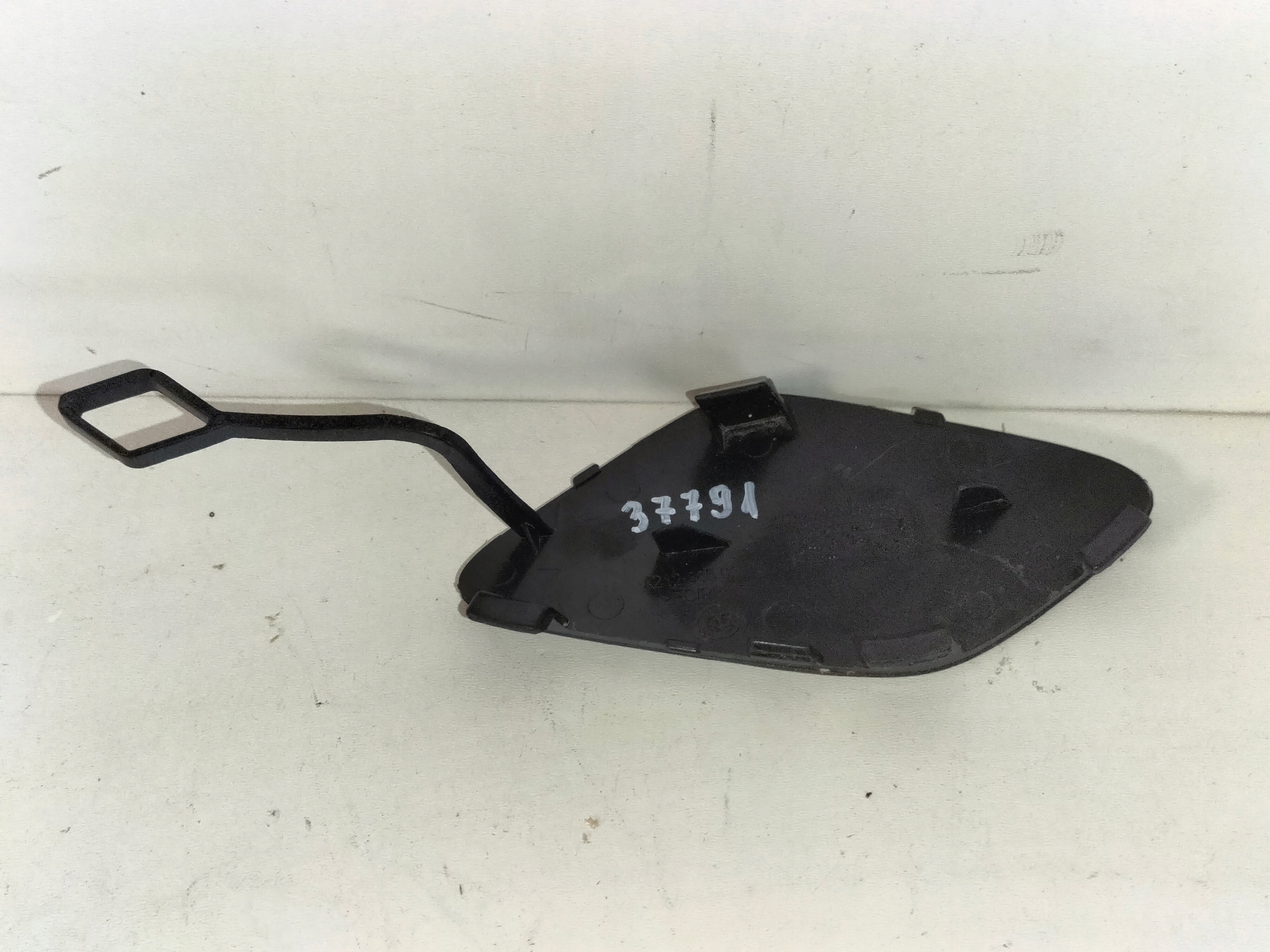 KRYTKA PREDNÉHO NÁRAZNÍKA MERCEDES E KLASA W212 LIFT 13-16