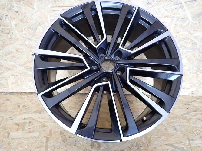 SKODA ENYAQ 9Jx21 ET42 5×112 HLINIKOVY DISK ELEKTRON