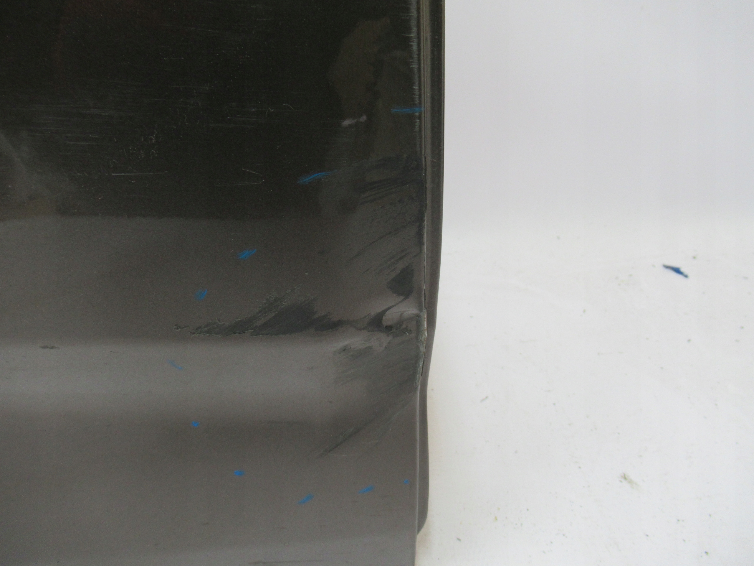 PRAVÉ ZADNÉ DVERE KIA VENGA 10-