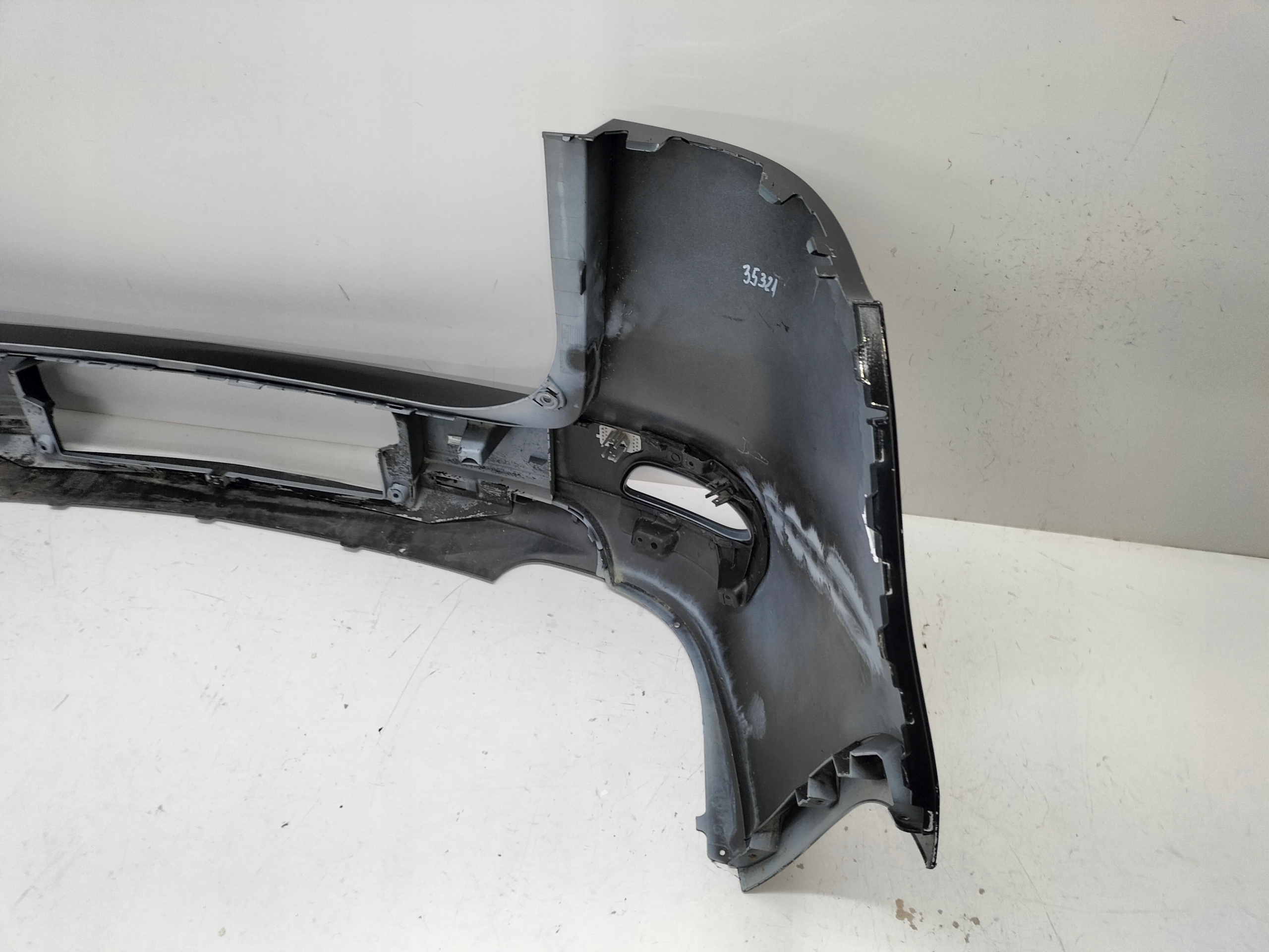 ZADNÝ NÁRAZNÍK OPEL ZAFIRA C 11-