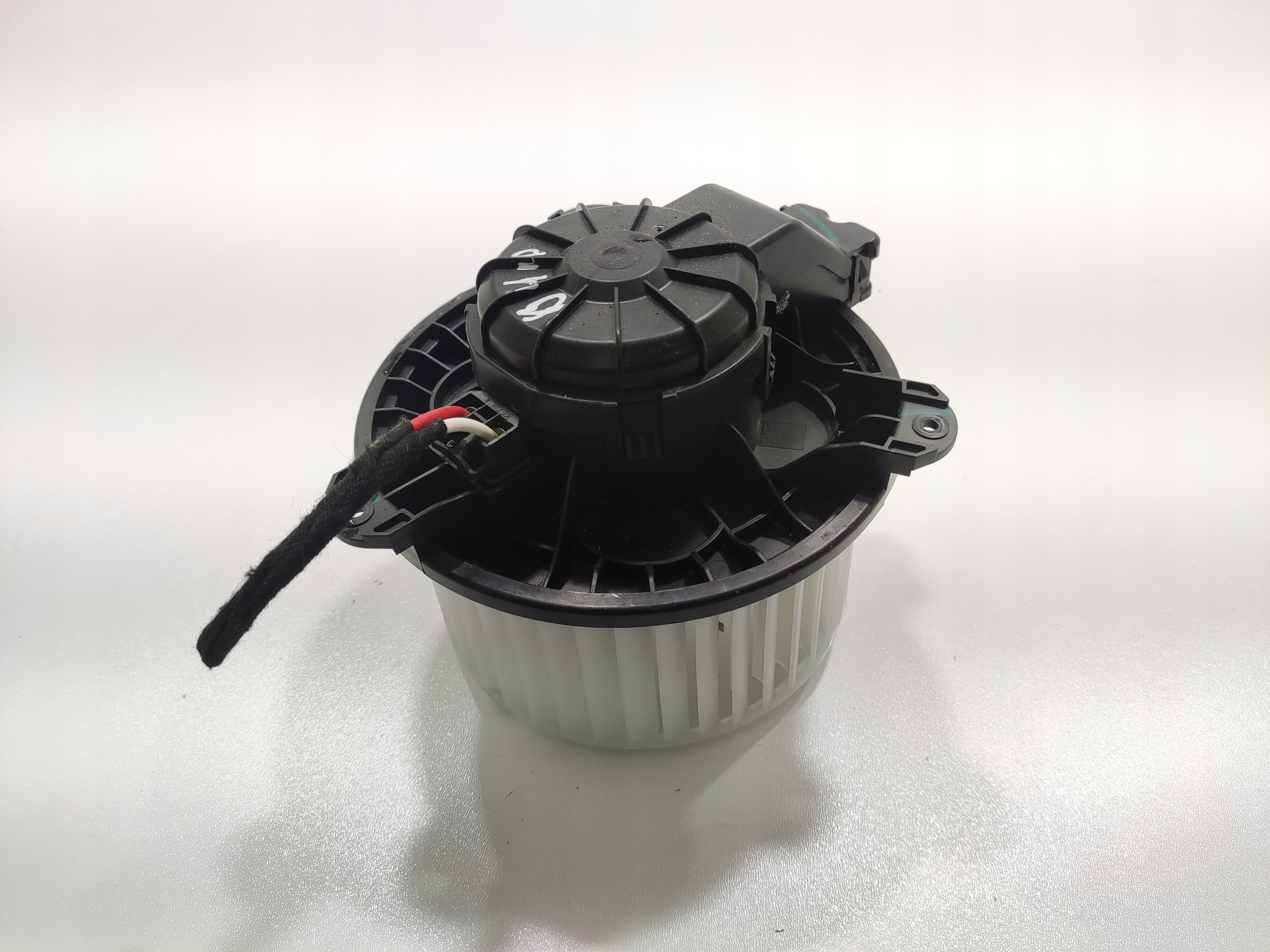 VENTILÁTOR MOTORČEK KÚRENIA BYD SEAL 2024-2025 143932