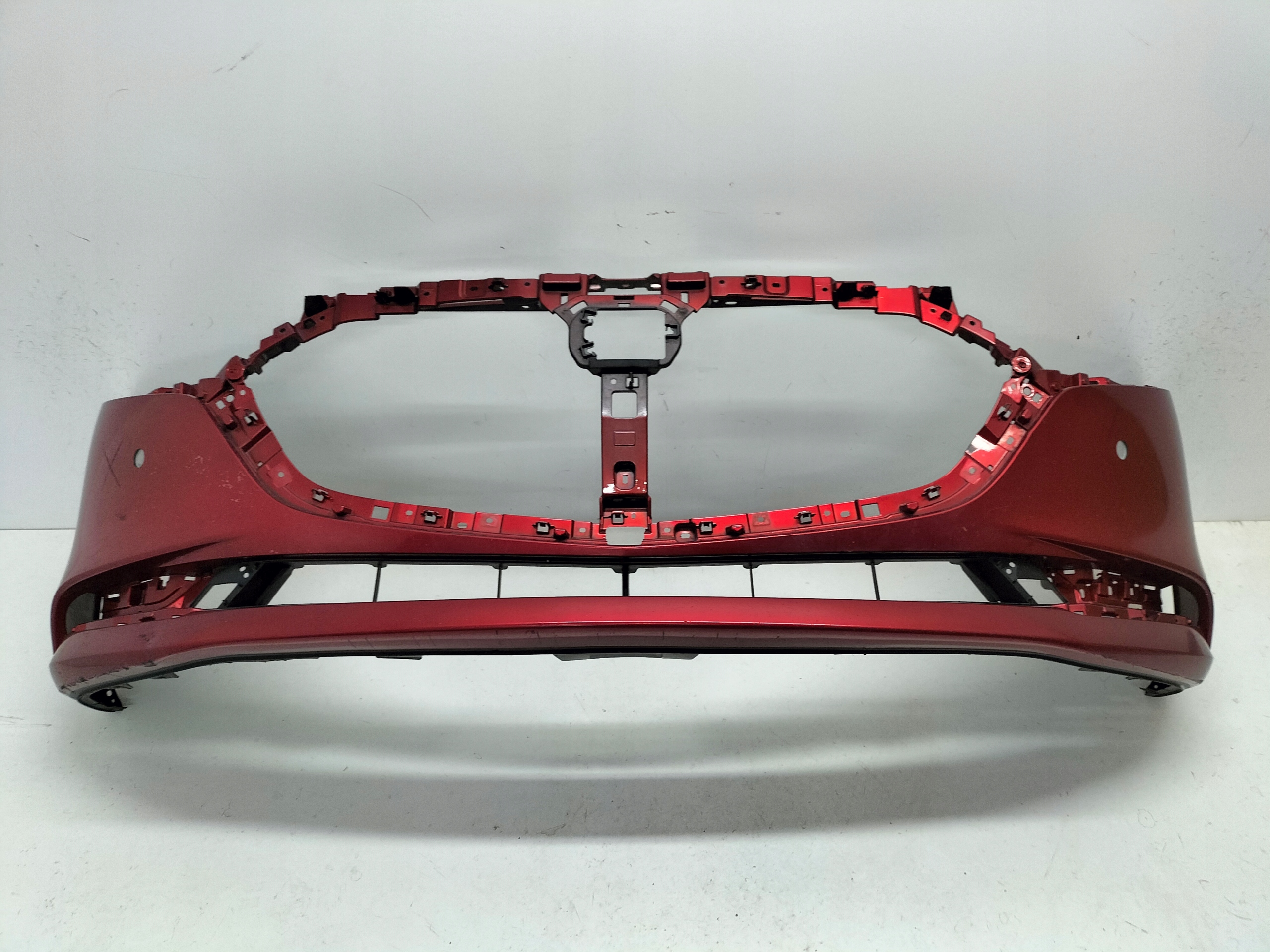 PREDNÝ NÁRAZNÍK MAZDA 3 BP 19- SEDAN