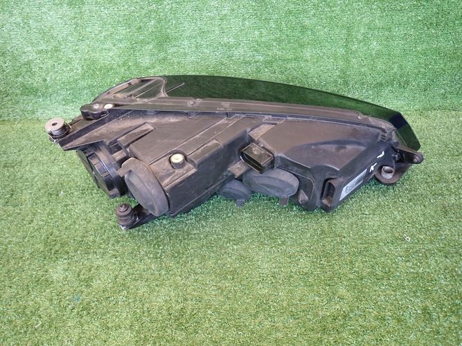 VW GOLF VII 12- LAVE PREDNE SVETLO