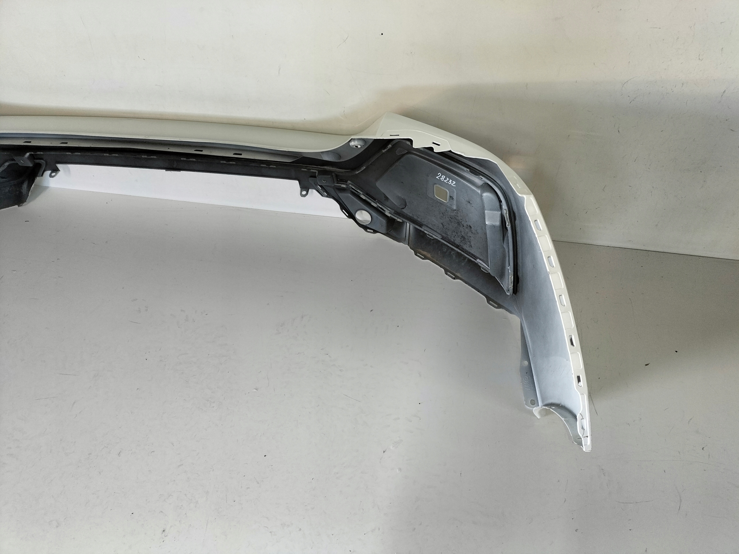 ZADNÝ NÁRAZNÍK HONDA CIVIC X 17- HB SPORT