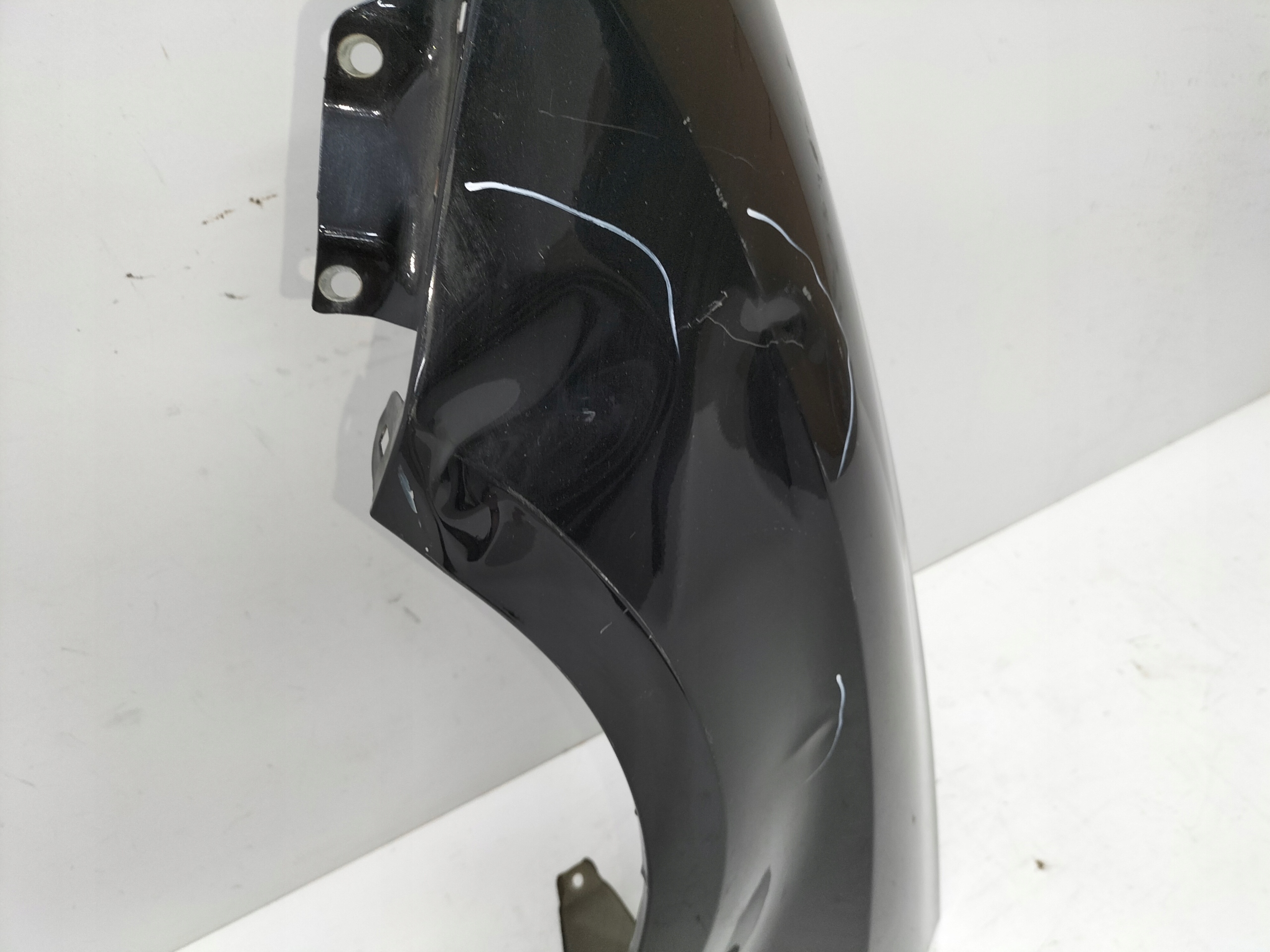 ĽAVÝ PREDNÝ BLATNÍK SEAT LEON II 1P0 05-12