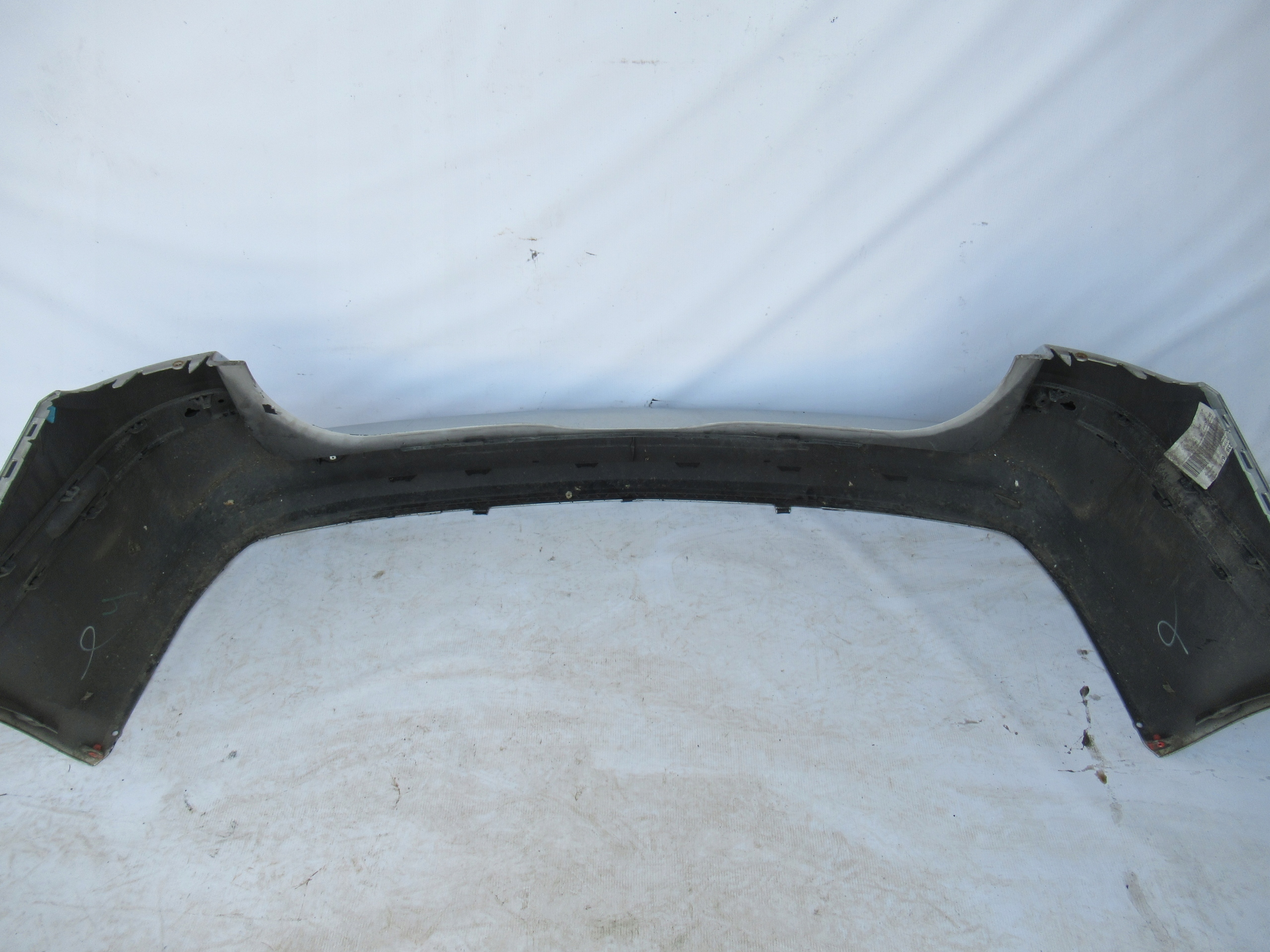 ZADNÝ NÁRAZNÍK OPEL ASTRA H 3 III KOMBI