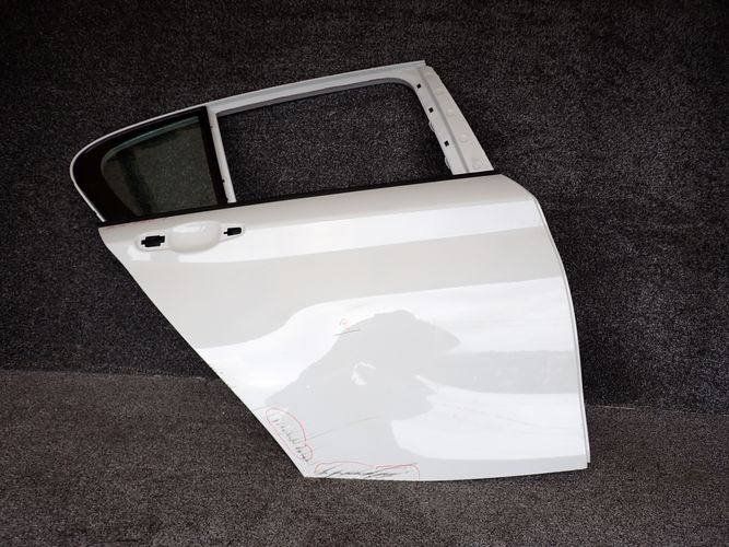 BMW F20 1 PRAVE ZADNE DVERE