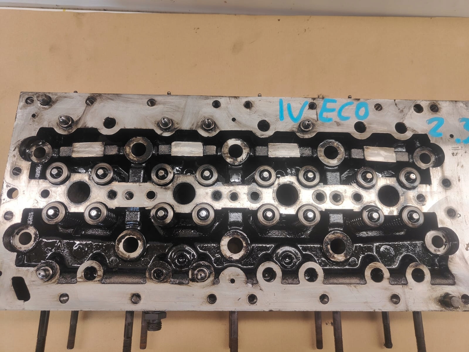 Iveco HLAVA MOTORA 502295001 2.3 hpi