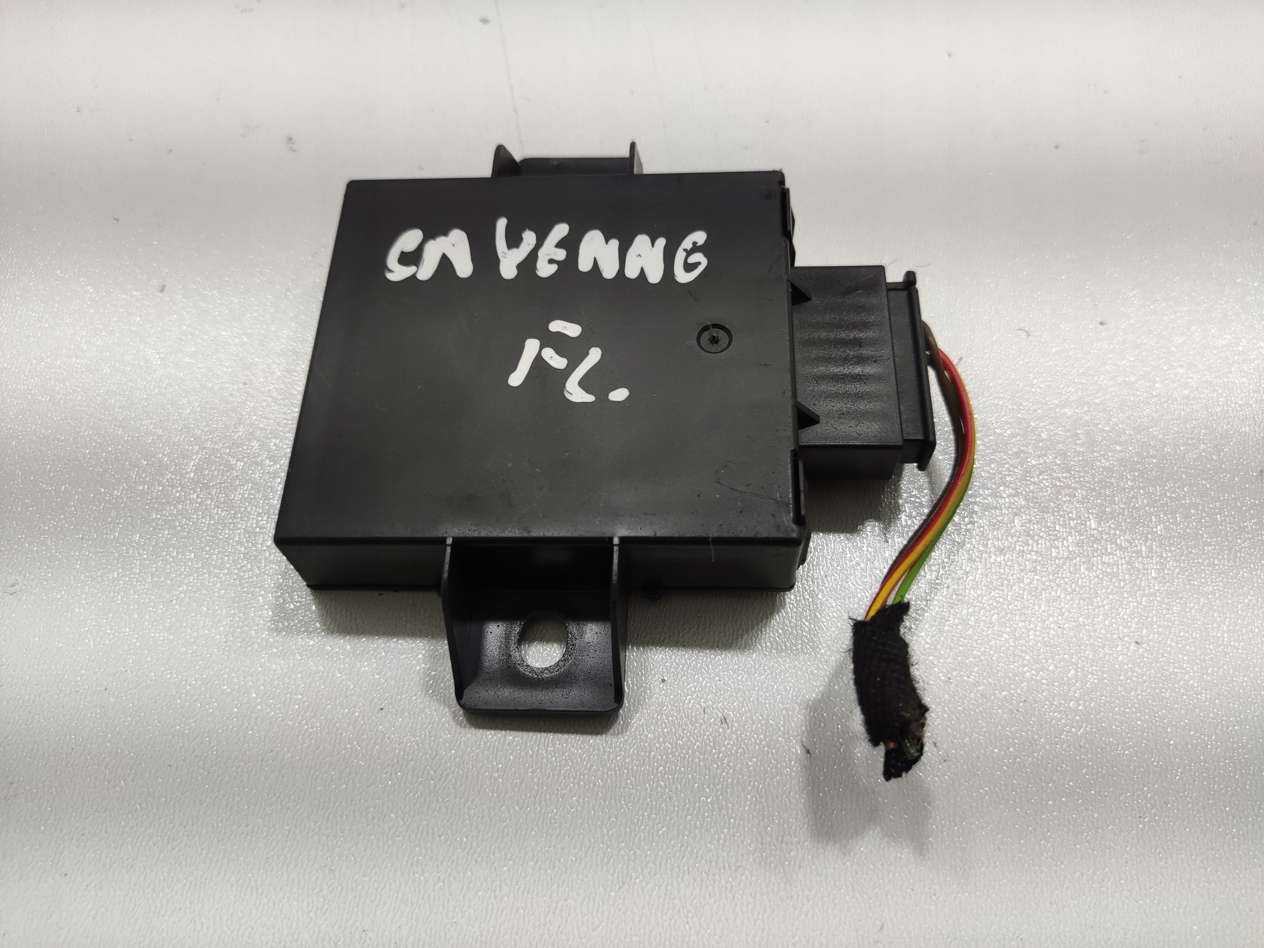 MODUL RIADIACA JEDNOTKA ALARMU PORSCHE CAYENNE I 2007-2009 LIFT 7L0907719A