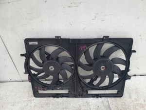 AUDI A4 B8 VENTILATOR 2.0 TDI 8k0121003M AUDI A4 B8 VENTILATOR 2.0 TDI 8k0121003M