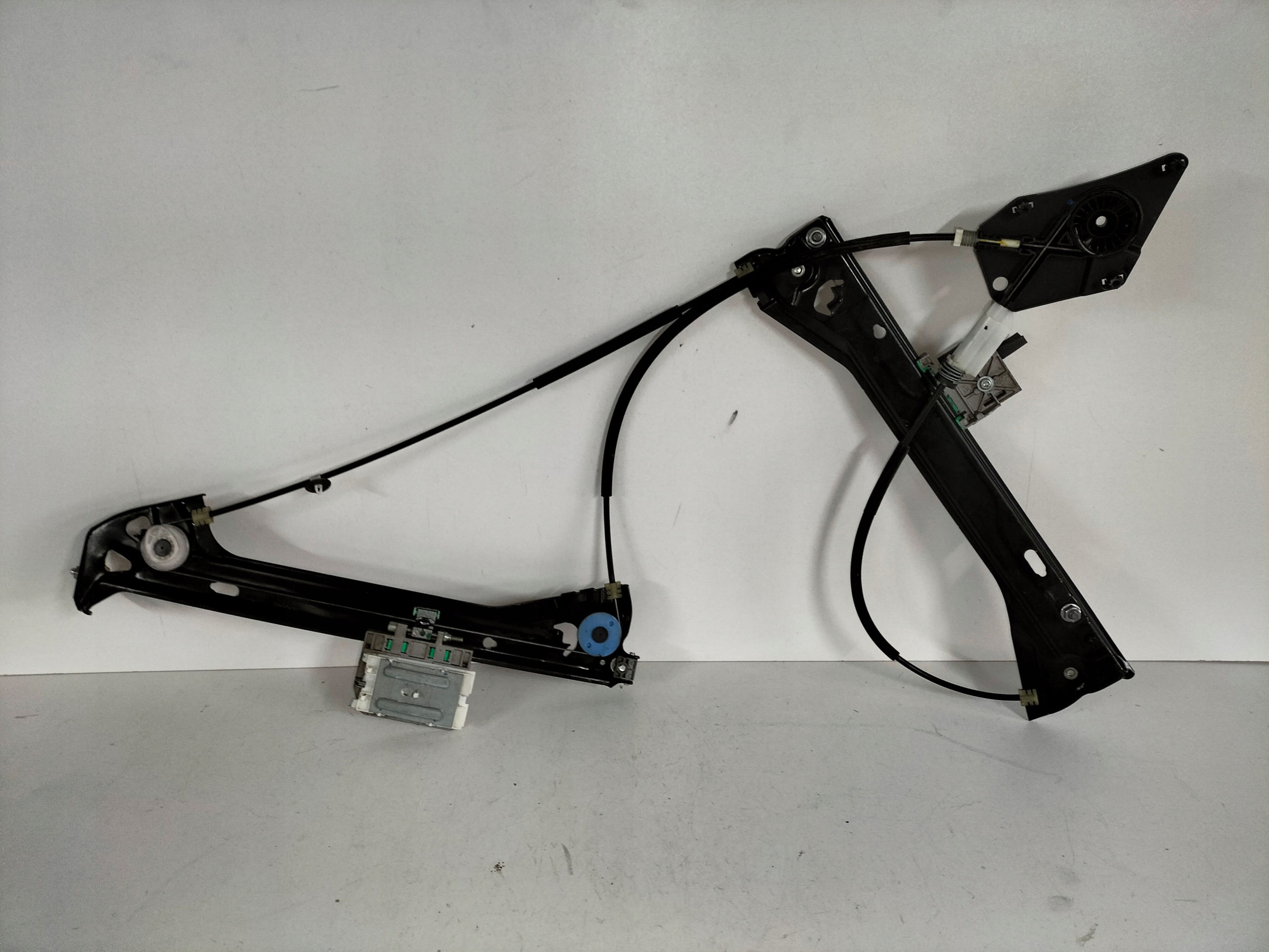 LAVE PREDNE STAHOVANIE OKNA AUDI TT 8S 14- CABRIO