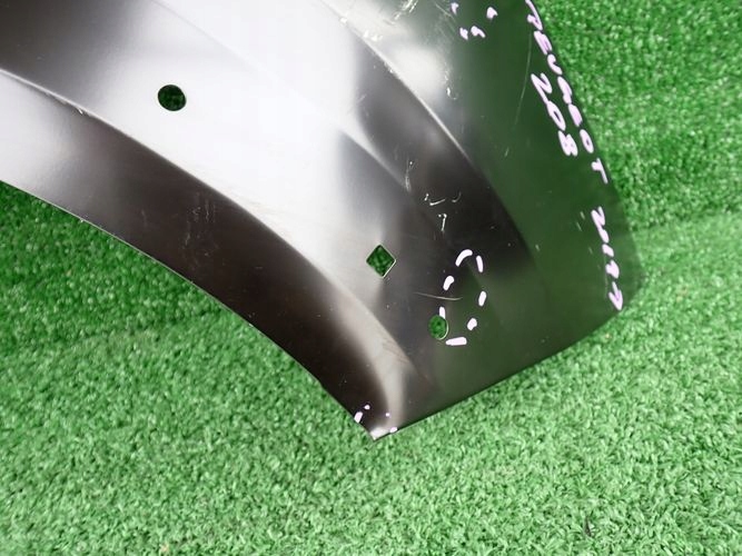 PEUGEOT 208 II GTI 19- PRAVY PREDNY BLATNIK