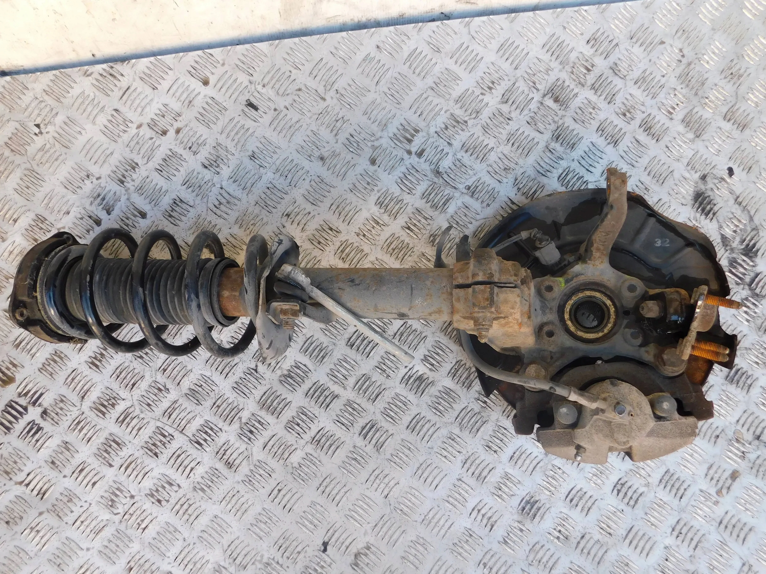 PRAVÝ OTOČ MCPHERSON SEAT ALTEA 1.9 TDI