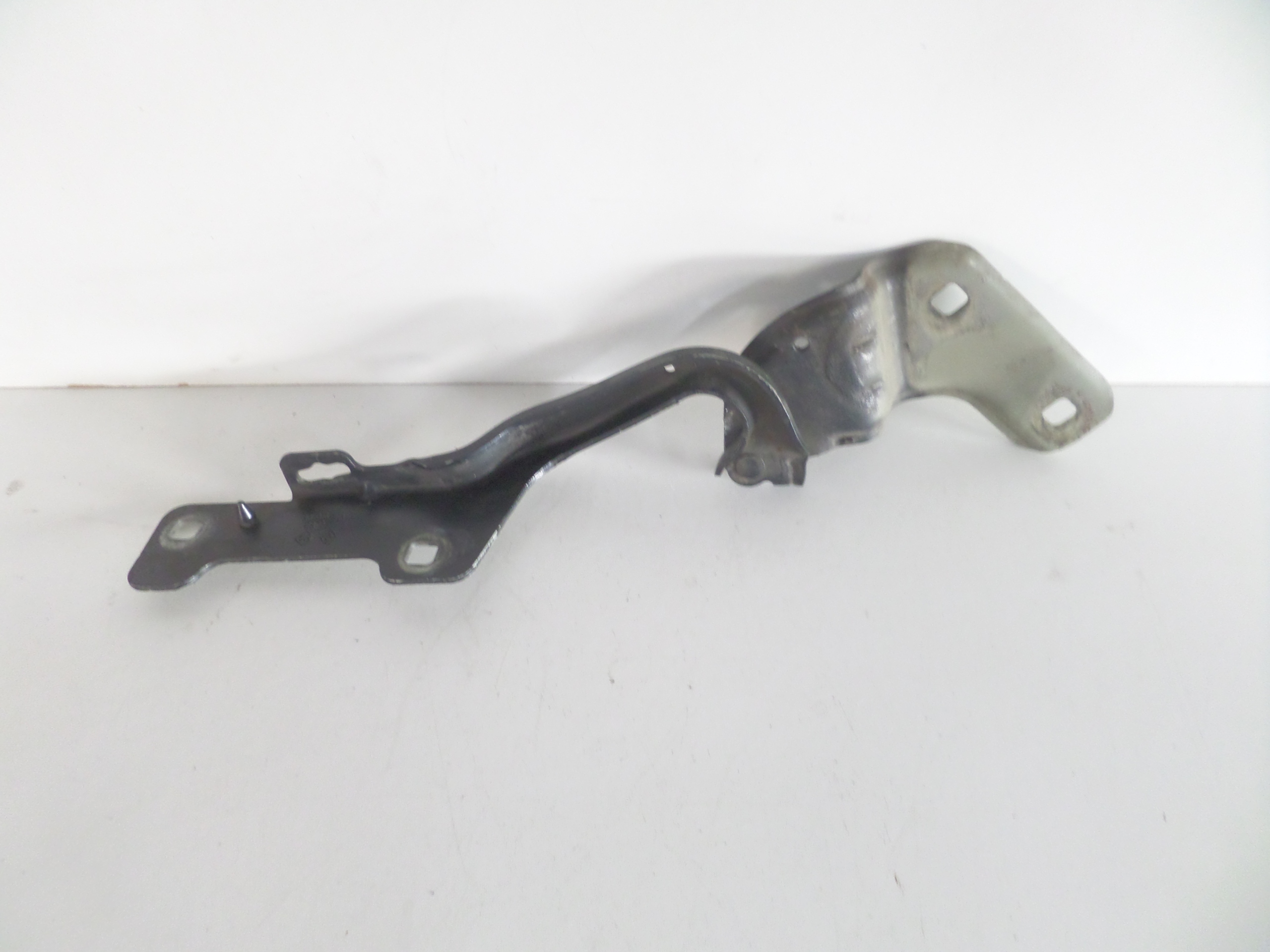 LAVY PANT PREDNEJ KAPOTY RENAULT CLIO III 05-