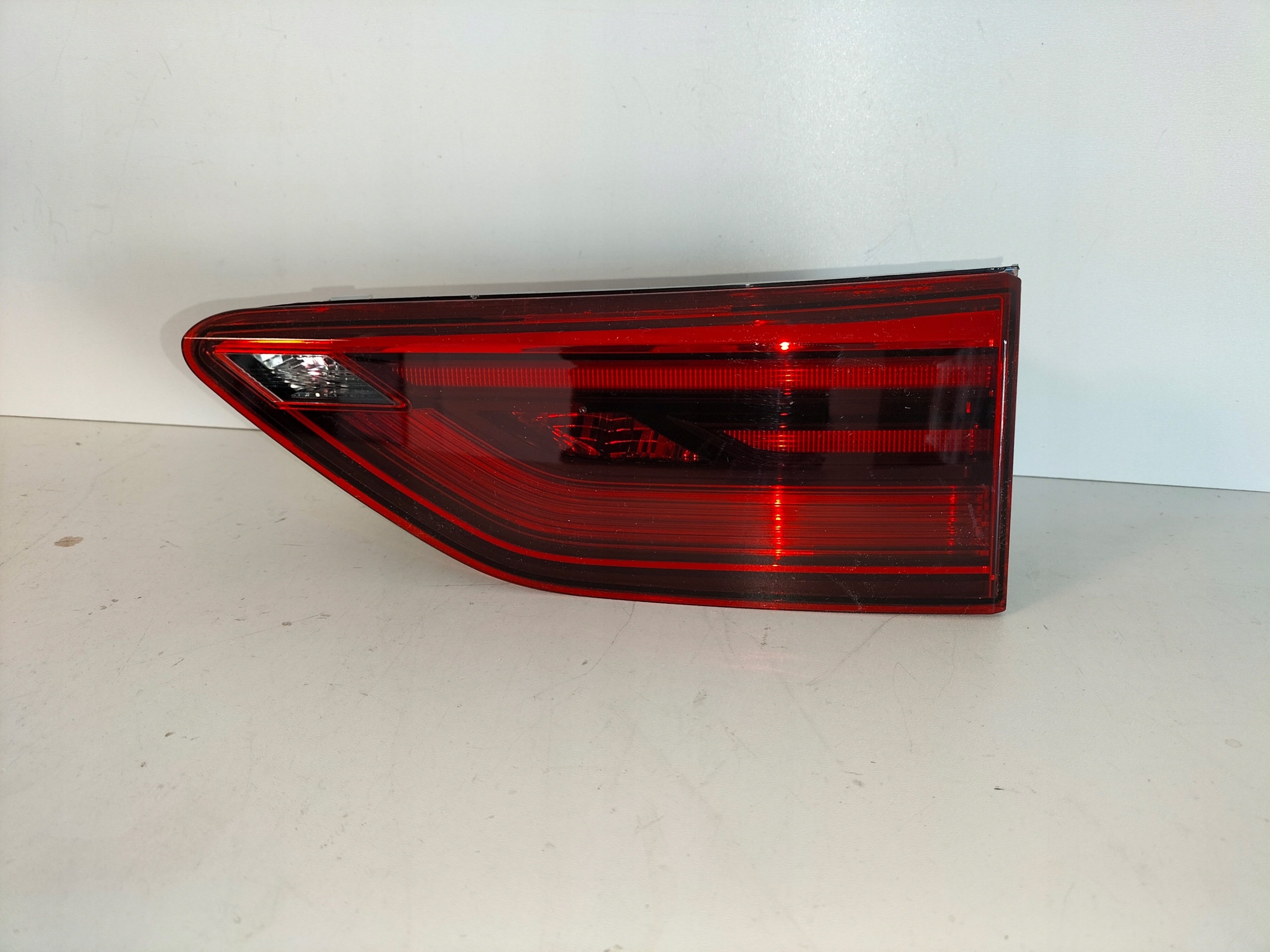 PRAVE ZADNE SVETLO VW GOLF 8 VIII 20- HB LED