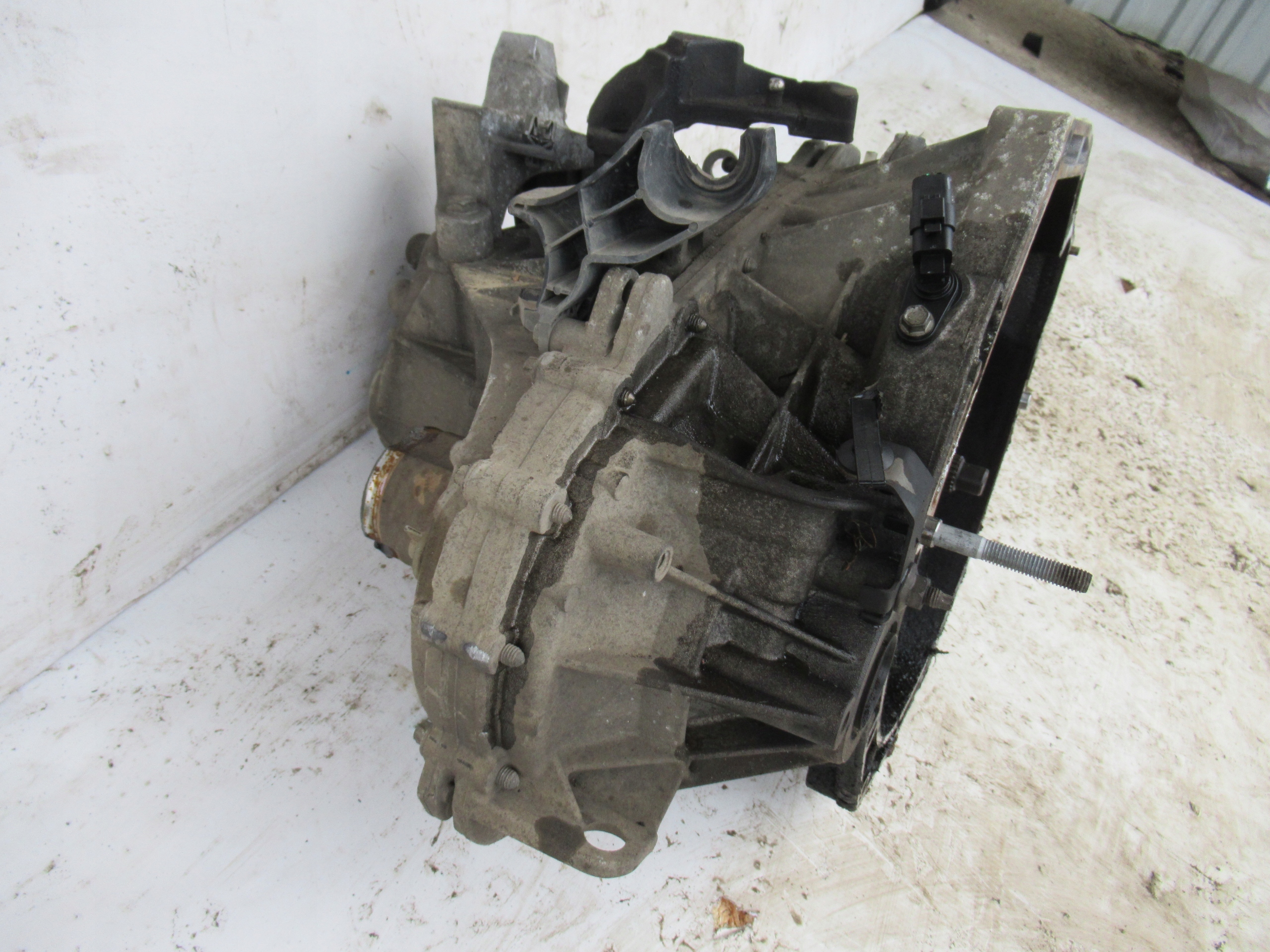 PREVODOVKA TL4A027 RENAULT SCENIC III 1.5 DCI