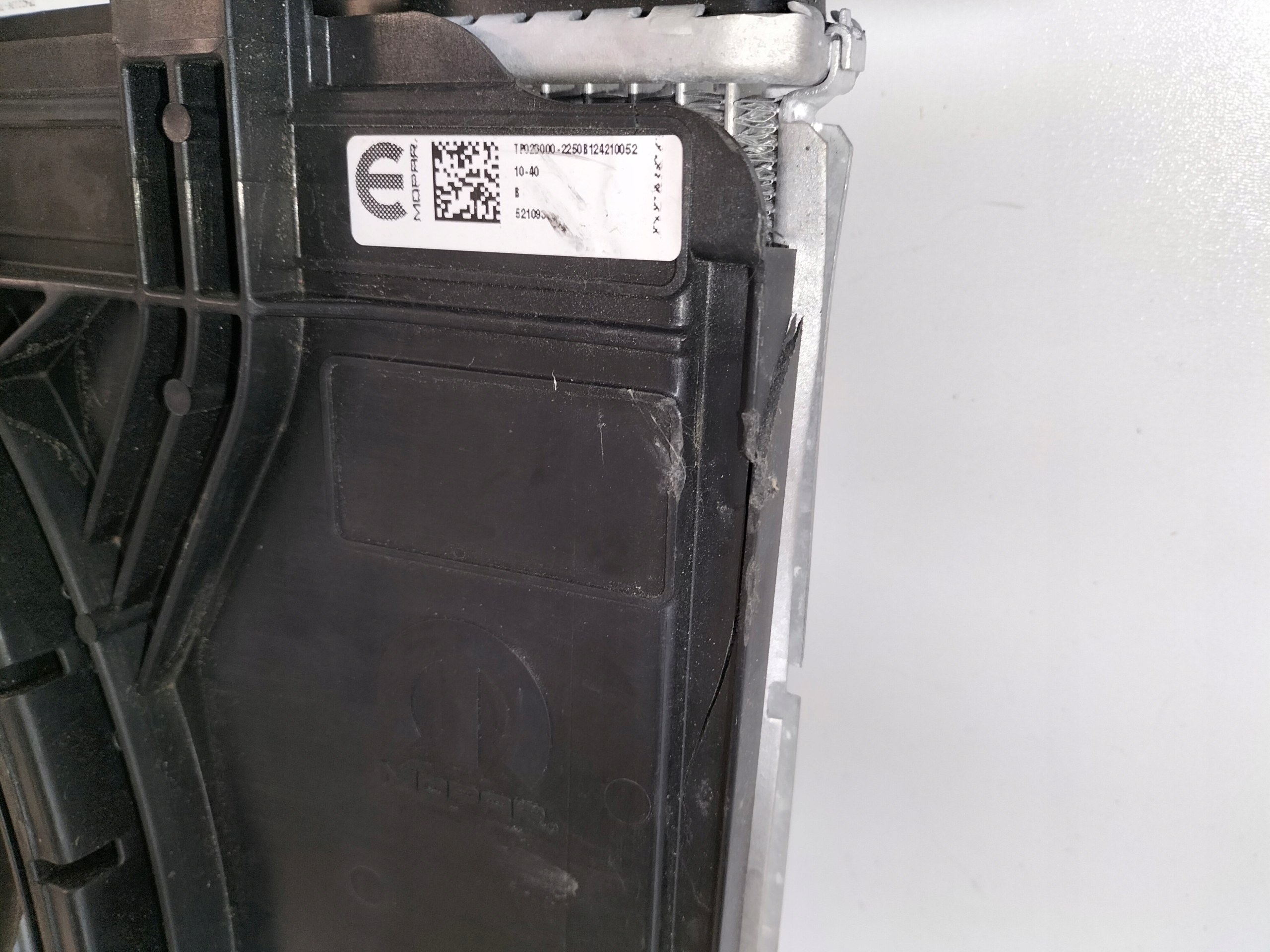 CHLADIC VODY VENTILATOR FIAT 500 20- FIAT PANDA 20- 1.0B MILD HYBRID