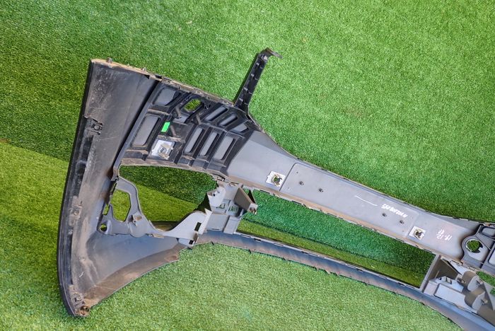 SKODA OCTAVIA III LIFT 17- PREDNÝ NÁRAZNÍK