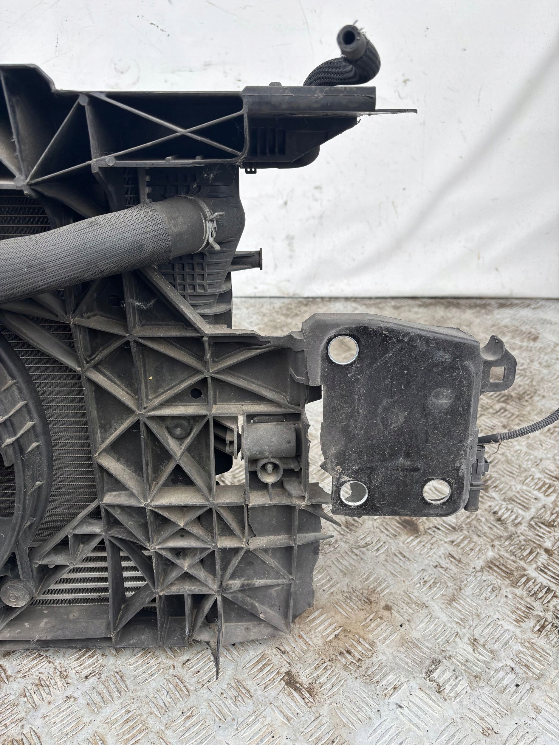 PREDNÉ PÁS VENTILATOR, CHLADIČE RENAULT MEGANE III 1.5 DCI