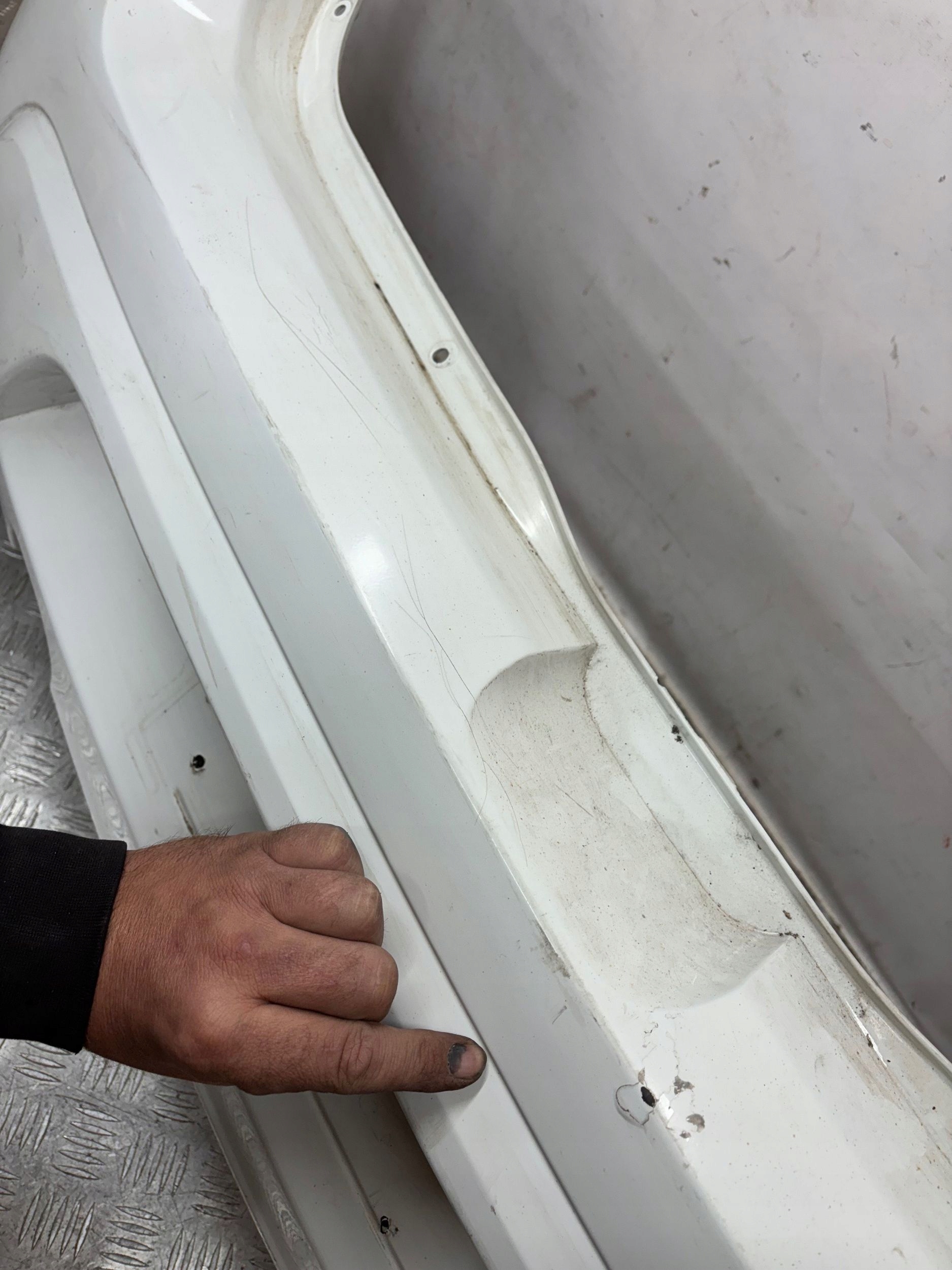 ZADNÝ NÁRAZNÍK DACIA SANDERO I 08-