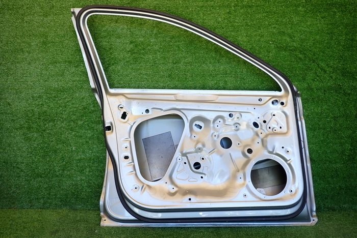 VW PASSAT  B8 LAVE PREDNE DVERE