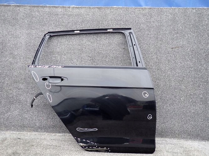 VW GOLF VII KOMBI PRAVE ZADNE DVERE