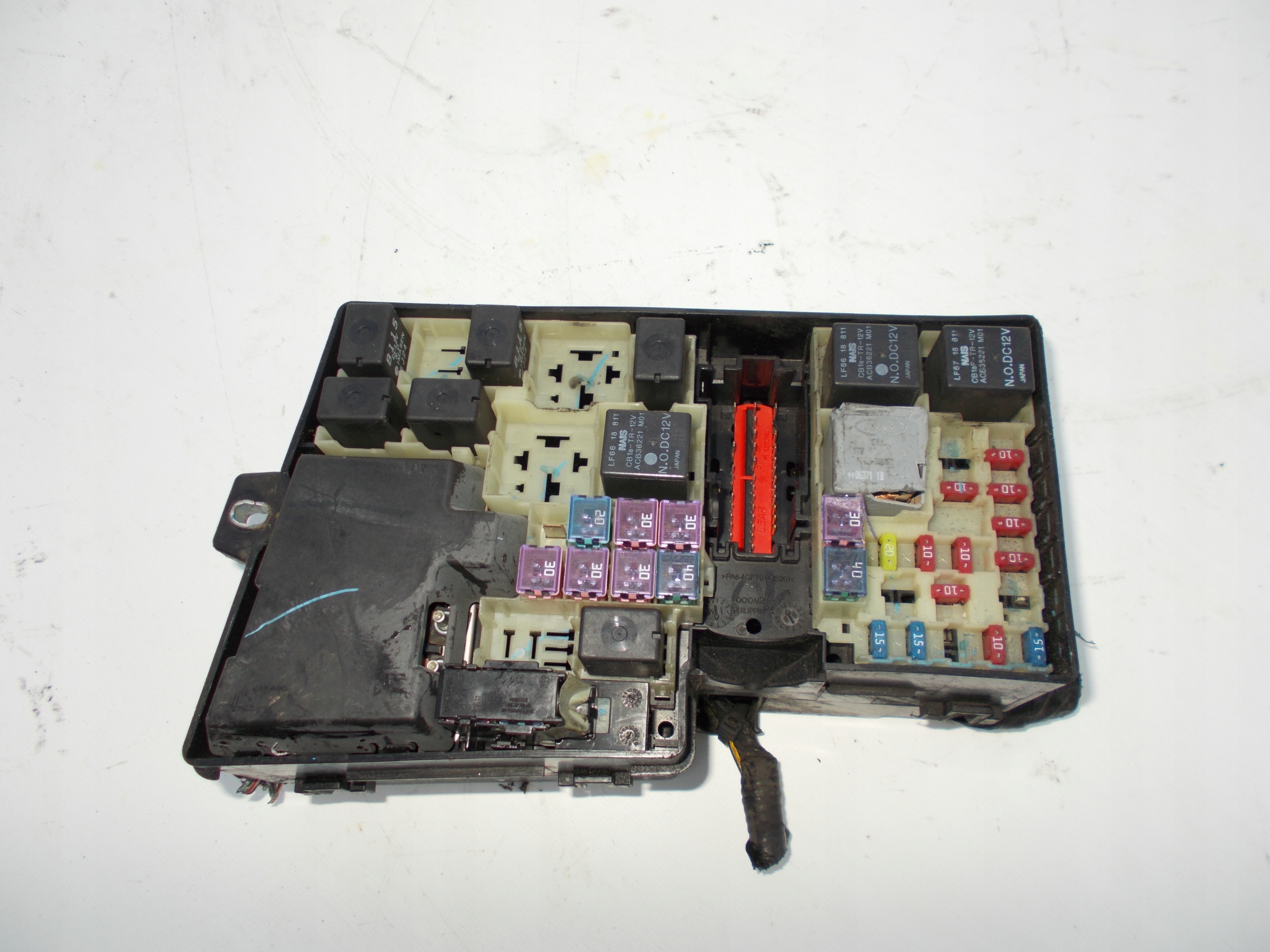 POISTKOVA SKRINKA FORD FOCUS MK2