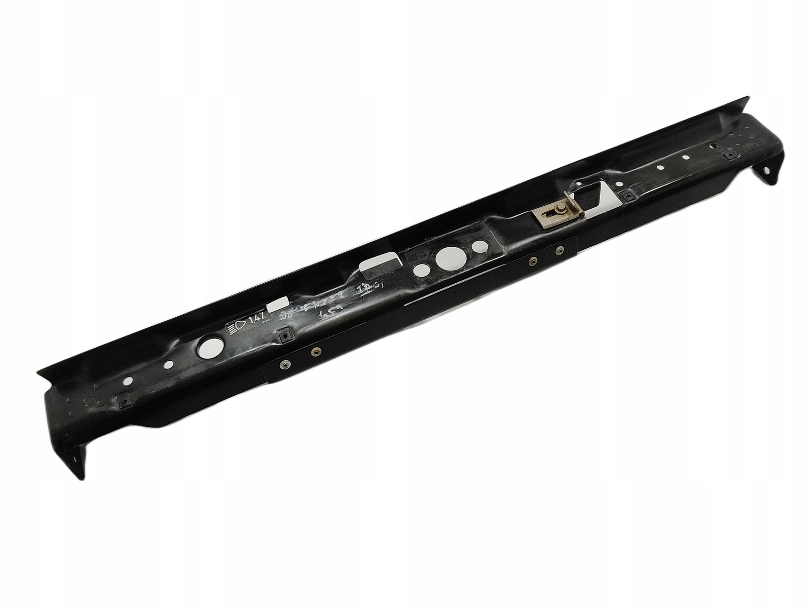 PREDNÉ ČELO VÝSTUHA LAND ROVER DEFENDER 2007-2014