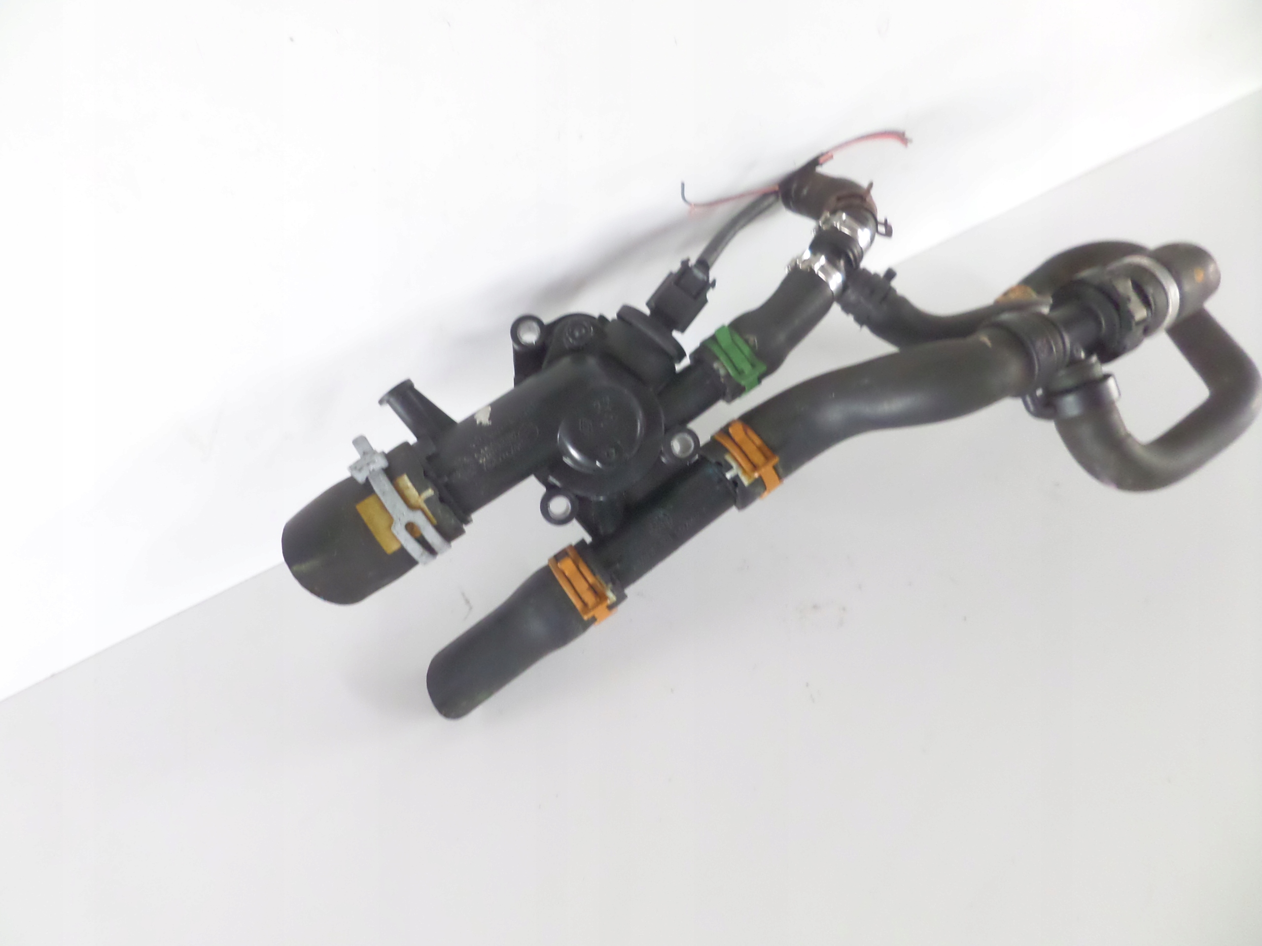 OBAL TERMOSTATU RENAULT MEGANE III 08- 1.5DCI