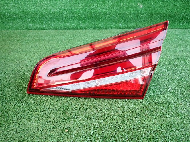AUDI A3 LED SPORTBACK LIFT 16- ĽAVÉ SVETLO V KAPOTE