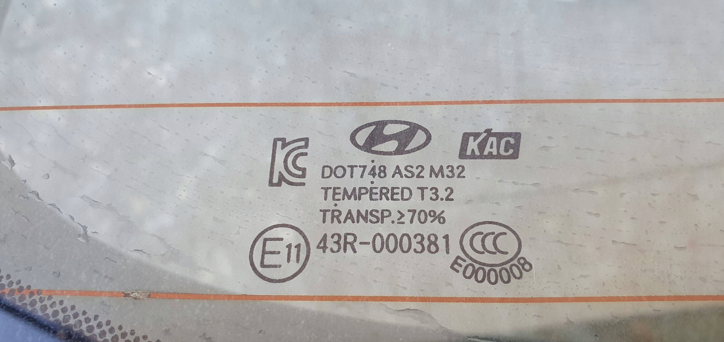 Hyundai i40 kombi ZADNA KAPOTA