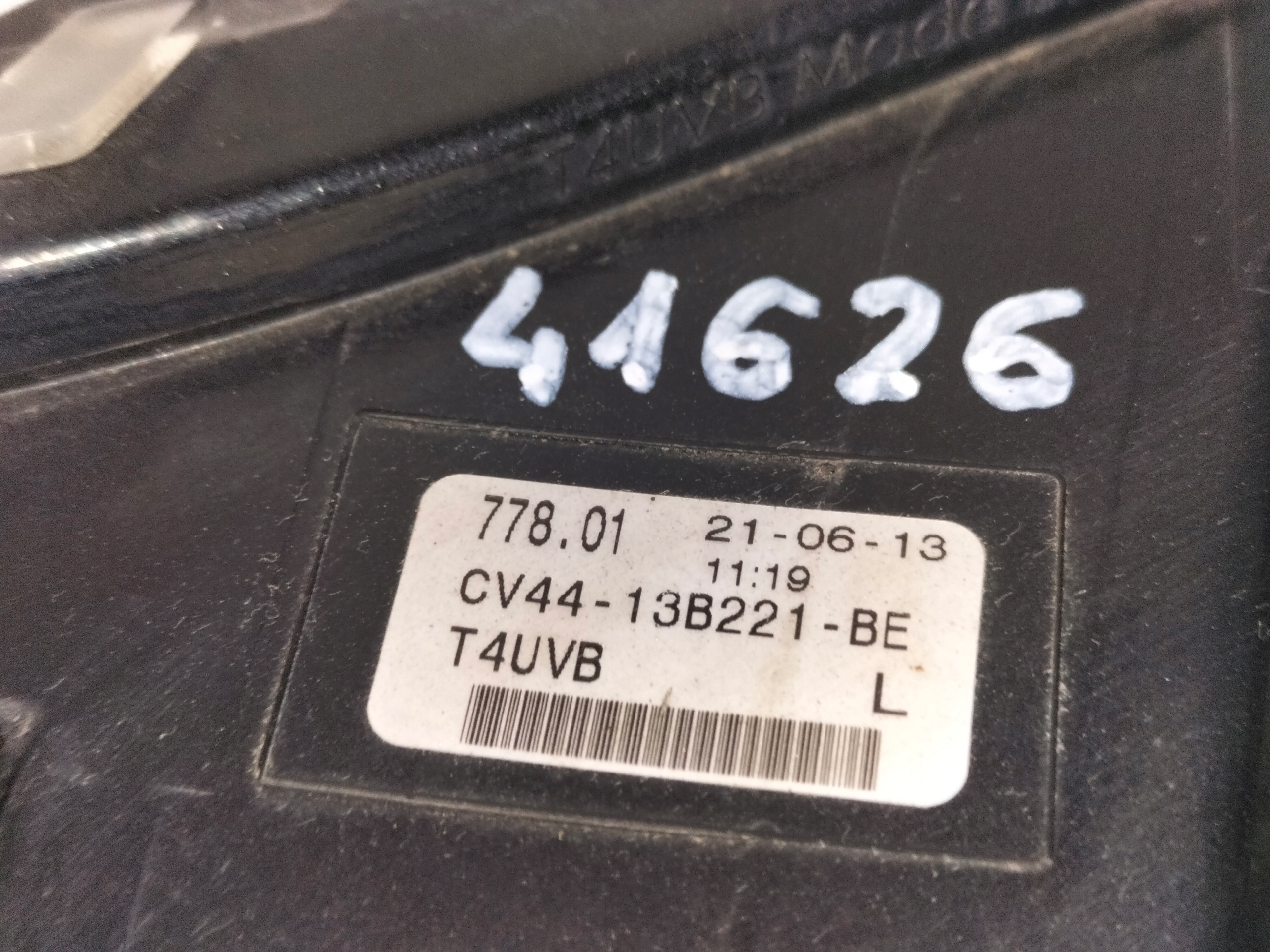 HMLOVKA SVETLO SMEROVKA LAVY FORD KUGA MK2 13-16 ESCAPE 12-16